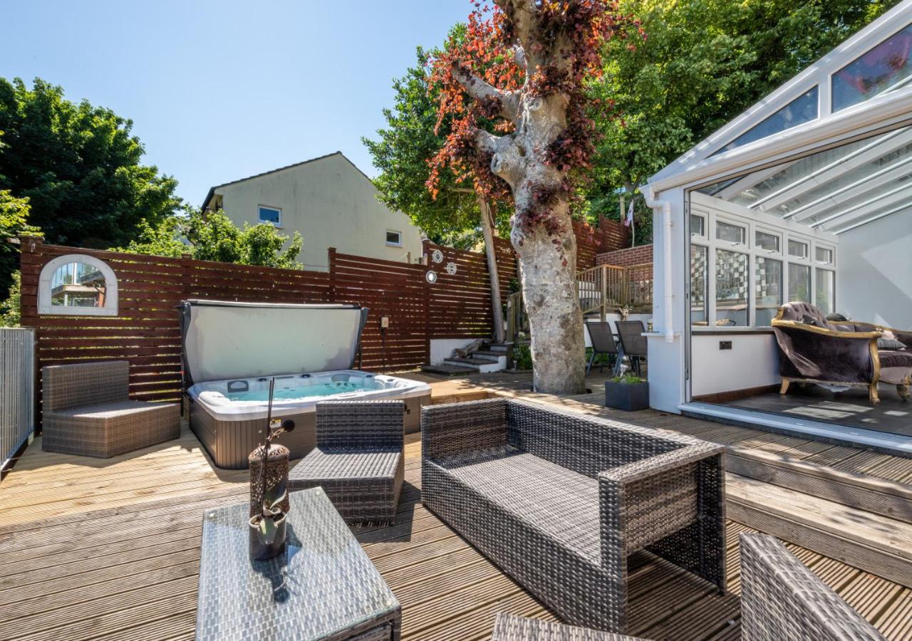 4 Bed in Ilfracombe oc-rockho
