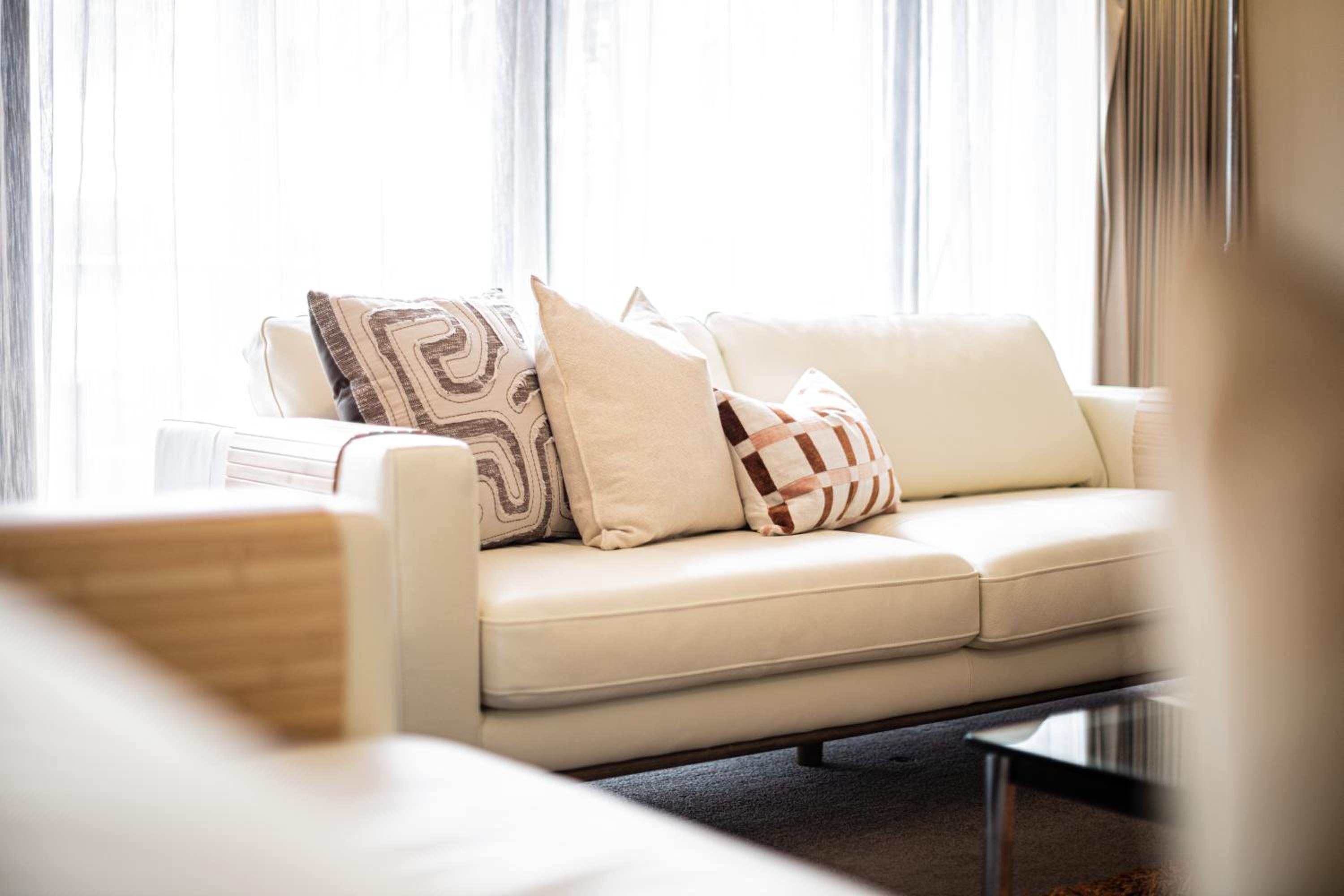 Prime 2BR Suite on Mounts Bay Road