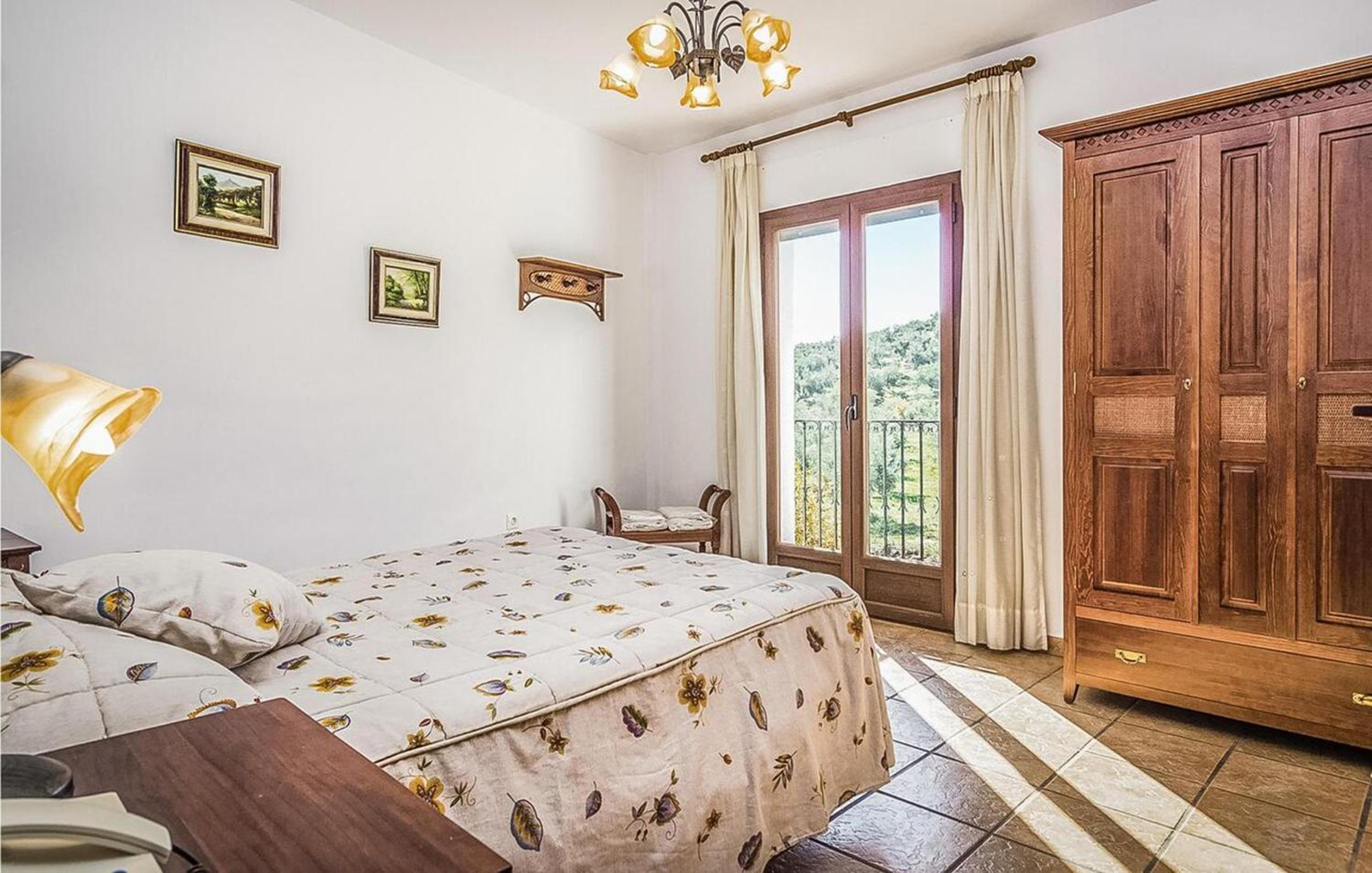 Spacious villa with private pool near Priego de Cordoba