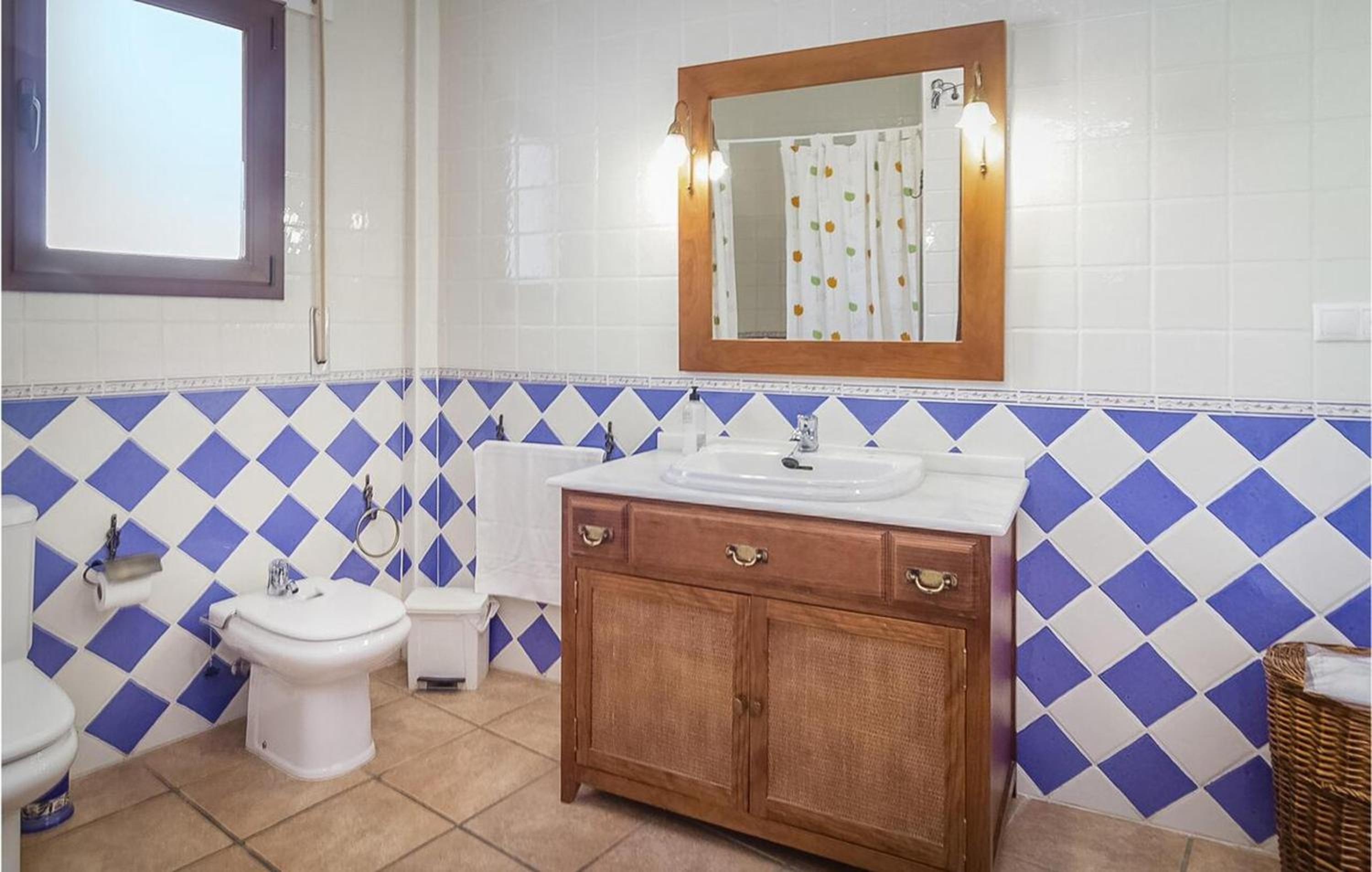 Spacious villa with private pool near Priego de Cordoba