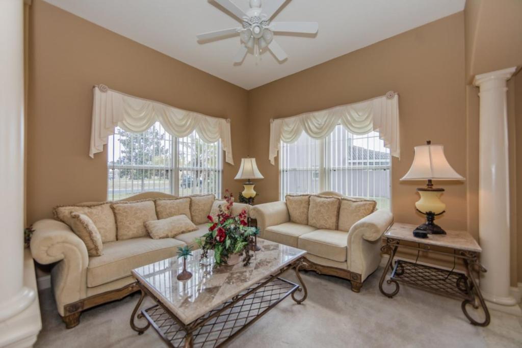 Oasis Villa - Heated Pool And Spa Near Disney view 4