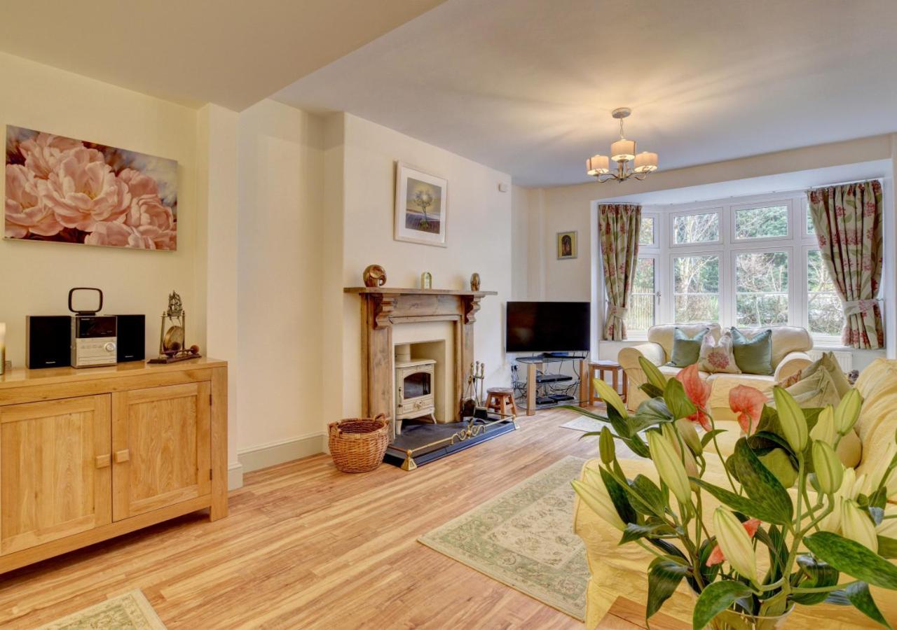 3 Bed in Lynmouth oc-summer