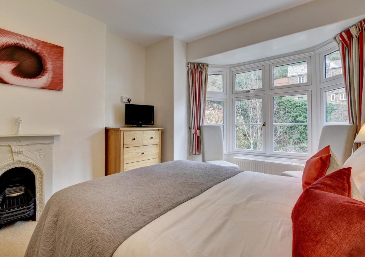 3 Bed in Lynmouth oc-summer