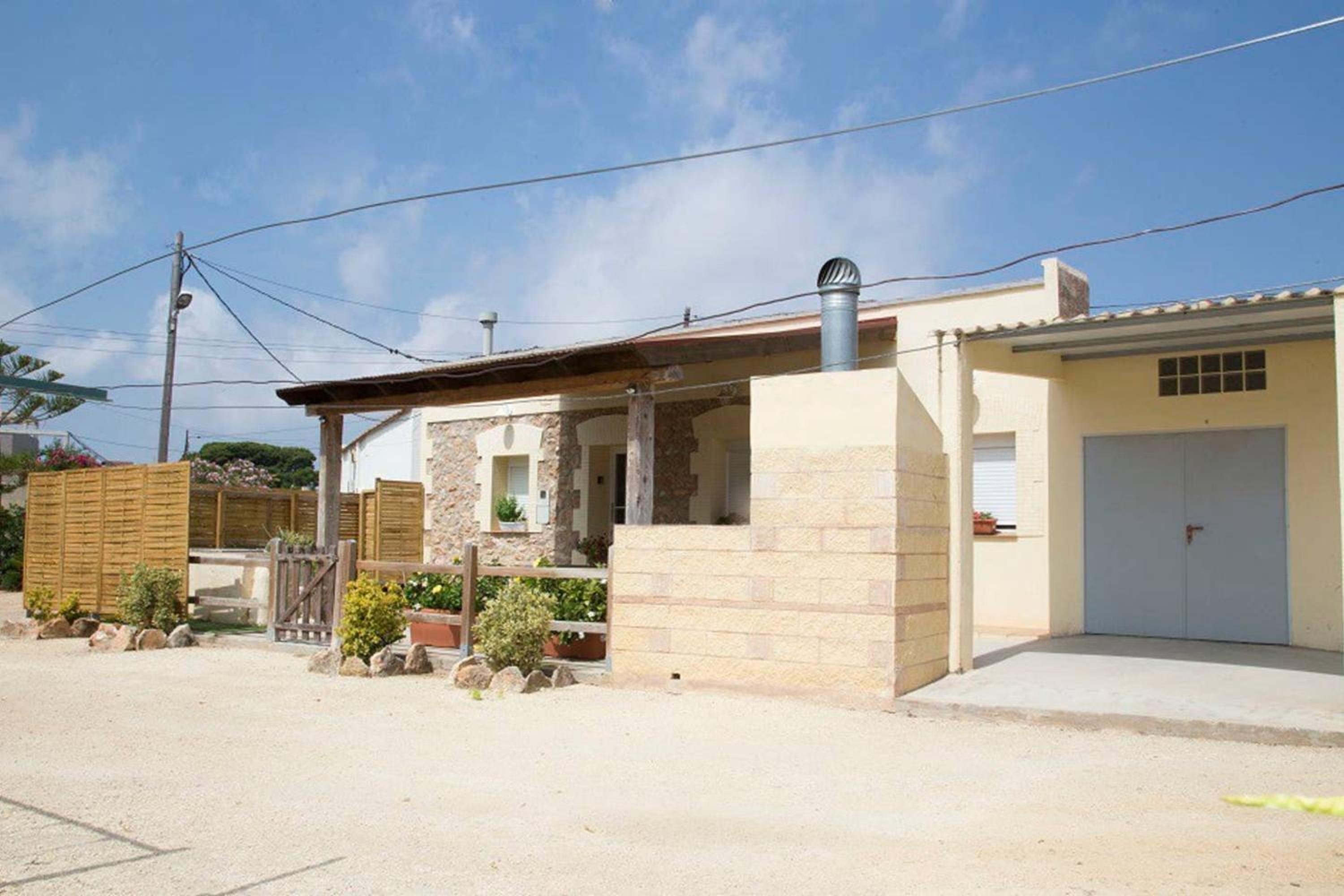 Spacious House in Camarles with Private Pool