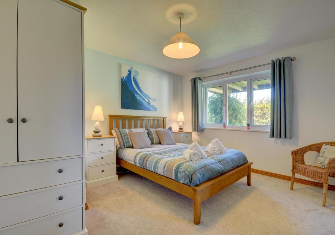 4 Bed in Croyde oc-sundow