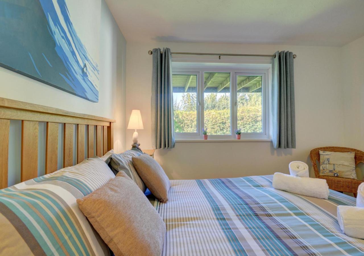 4 Bed in Croyde oc-sundow