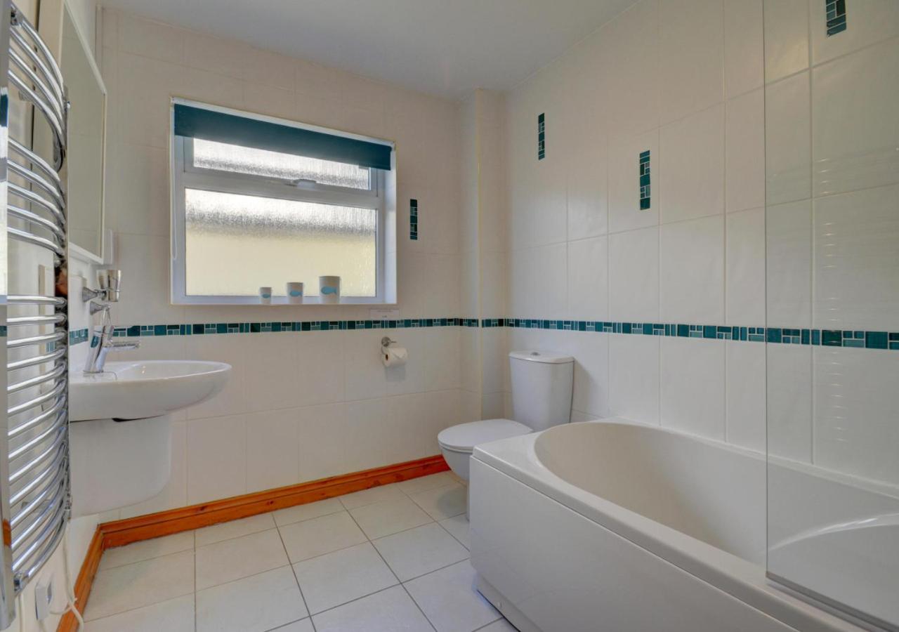 4 Bed in Croyde oc-sundow