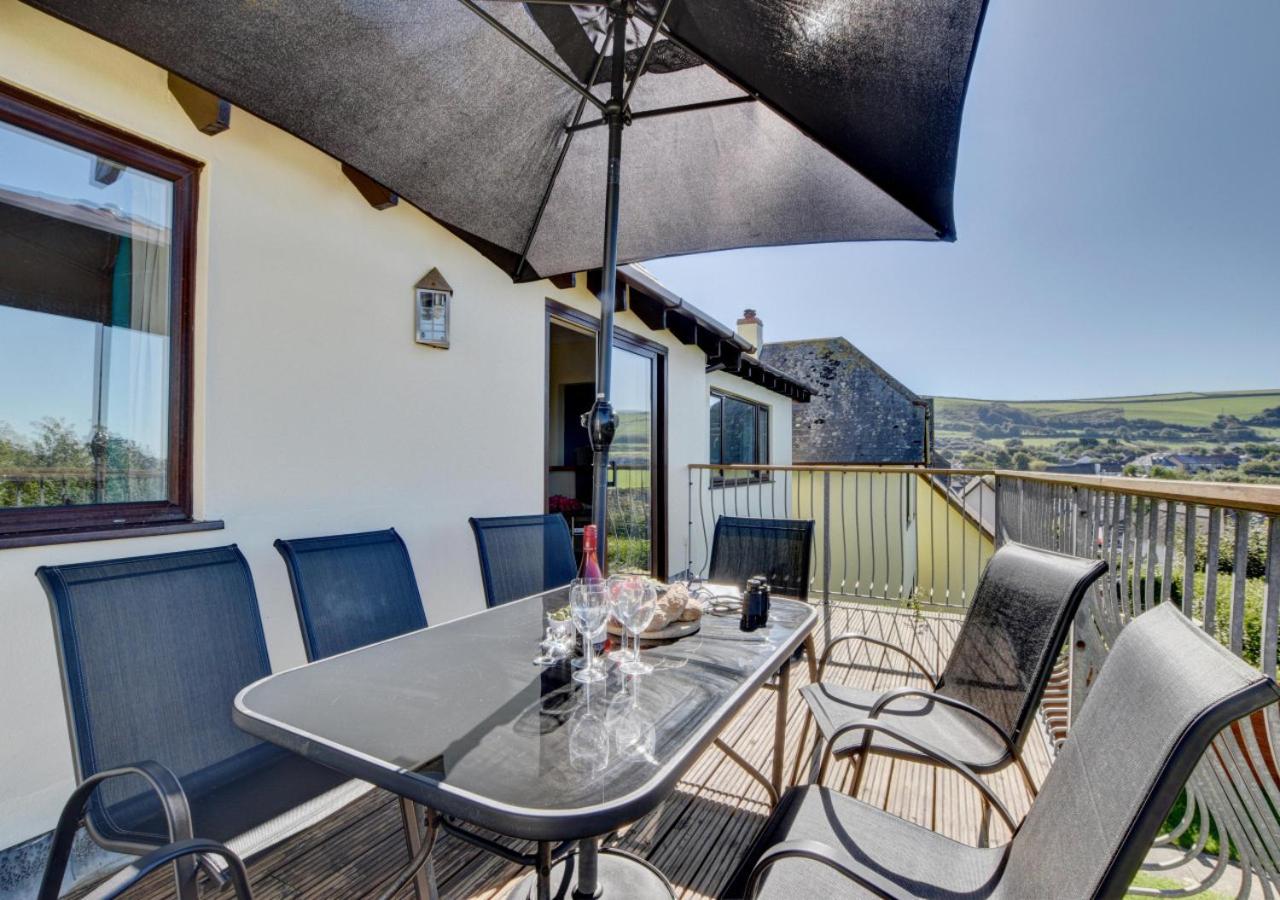 4 Bed in Croyde oc-sundow