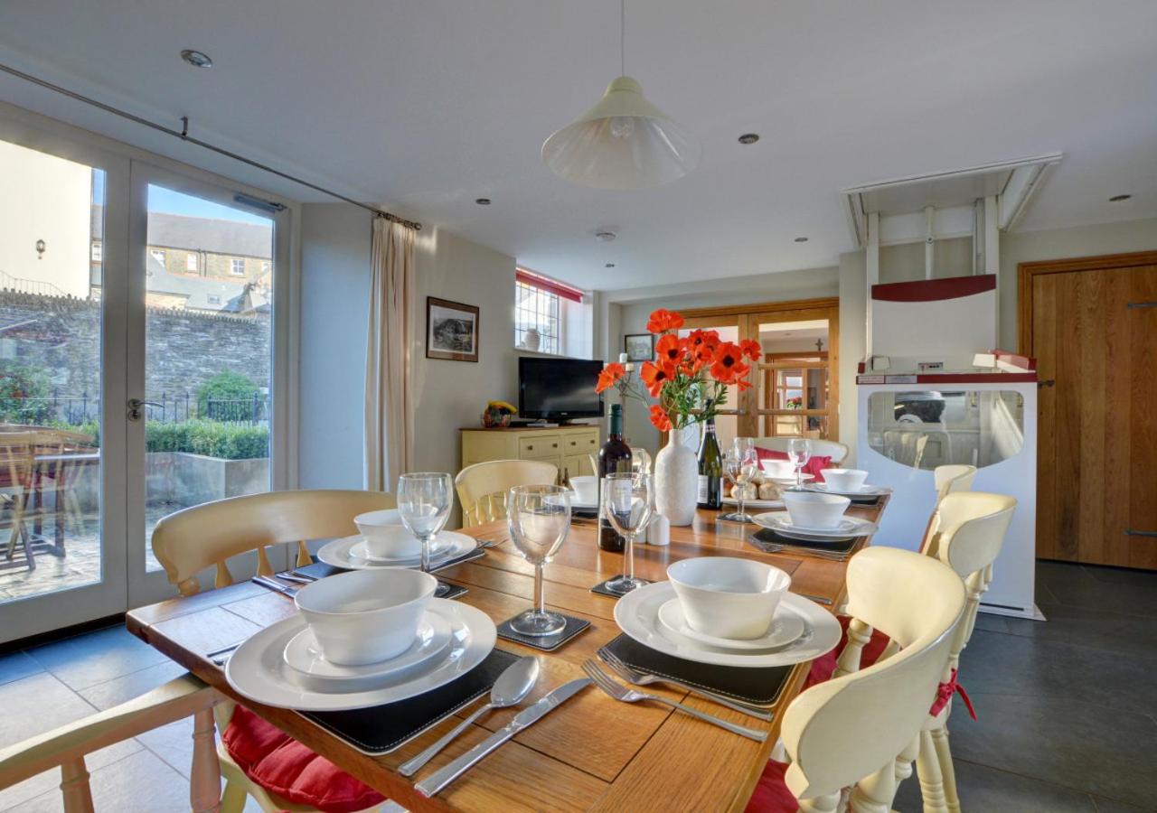 4 Bed in Lynton oc-stably view 4