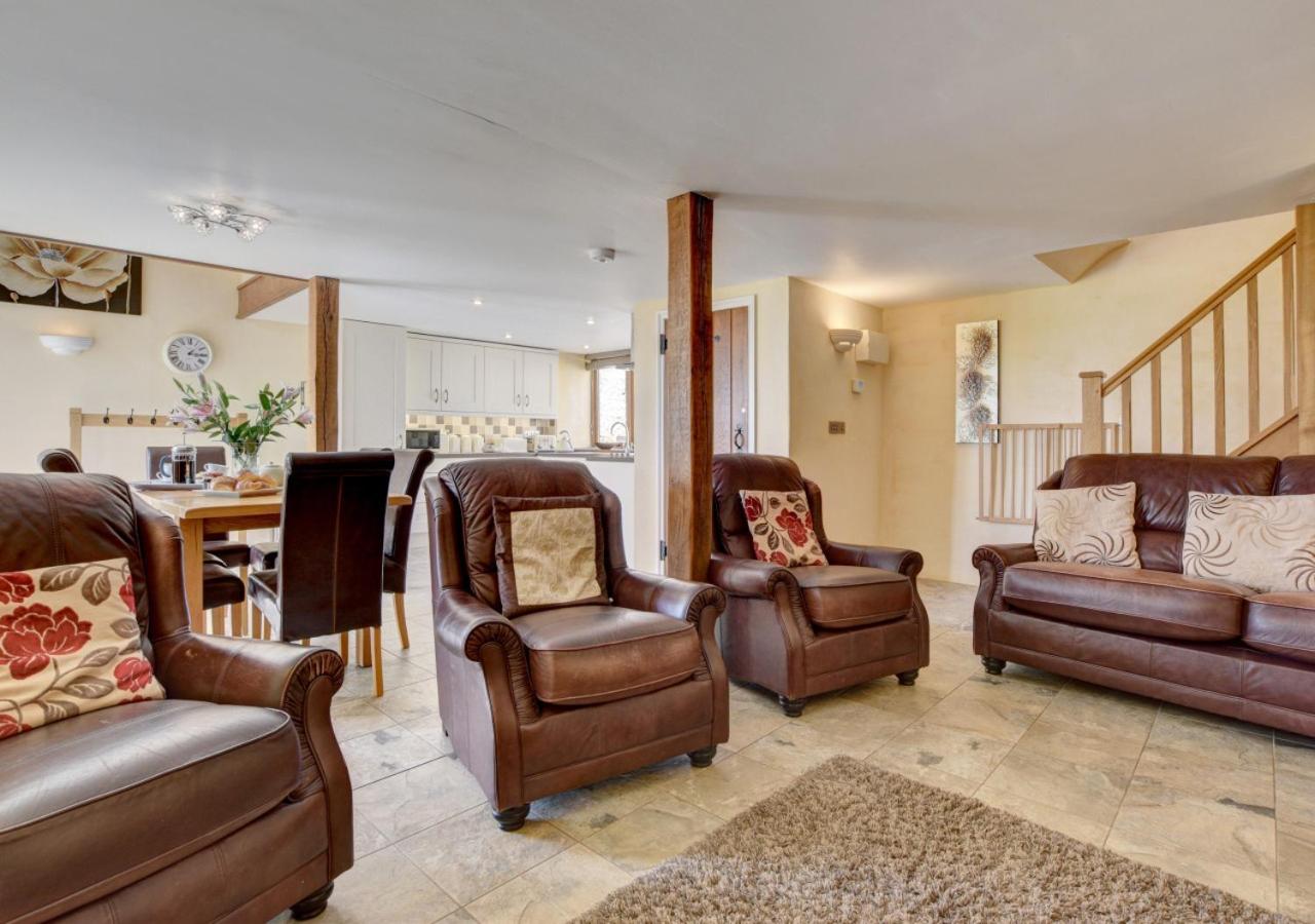 3 Bed in Tiverton oc-thresh