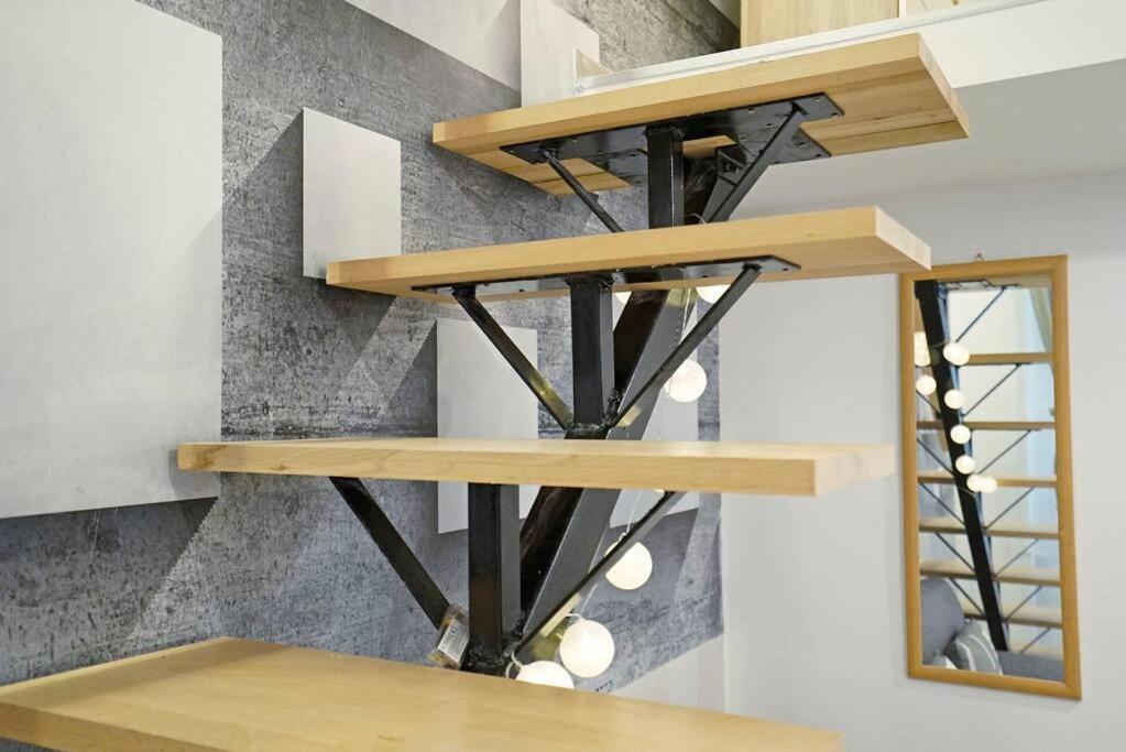 Majestic Central Loft with Two Bedroom by the Synagogue view 2