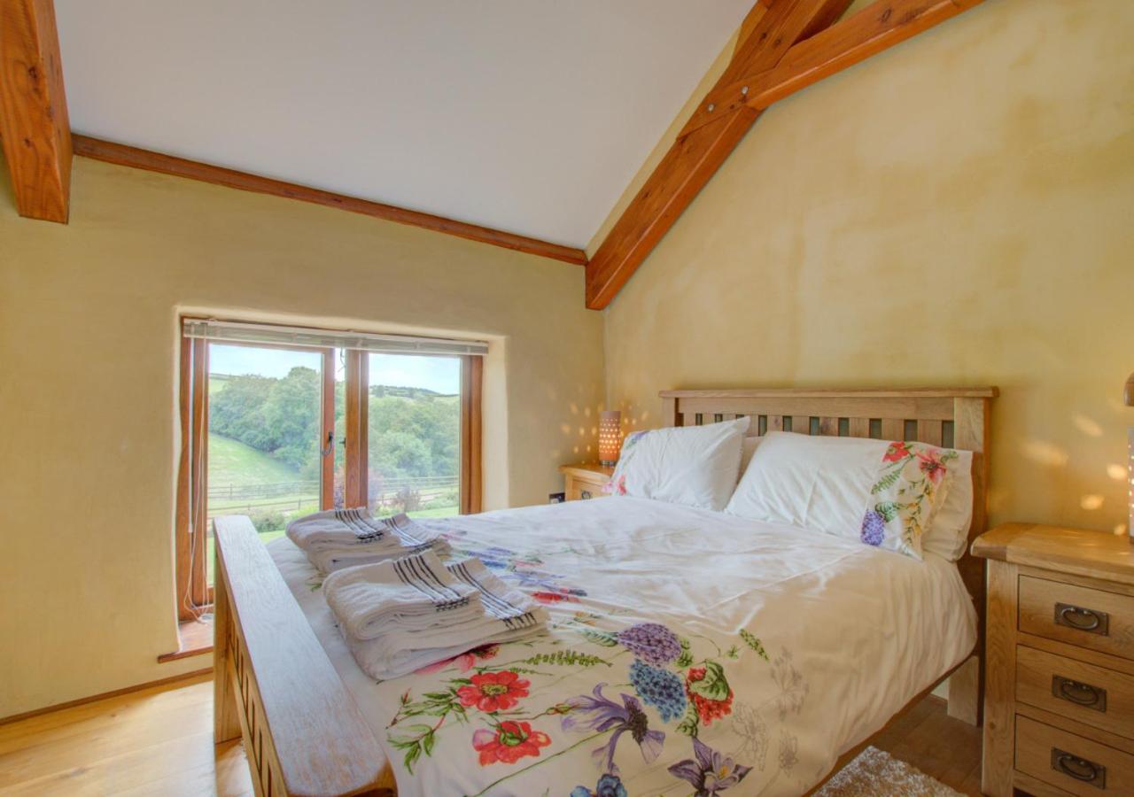 3 Bed in Tiverton oc-thresh