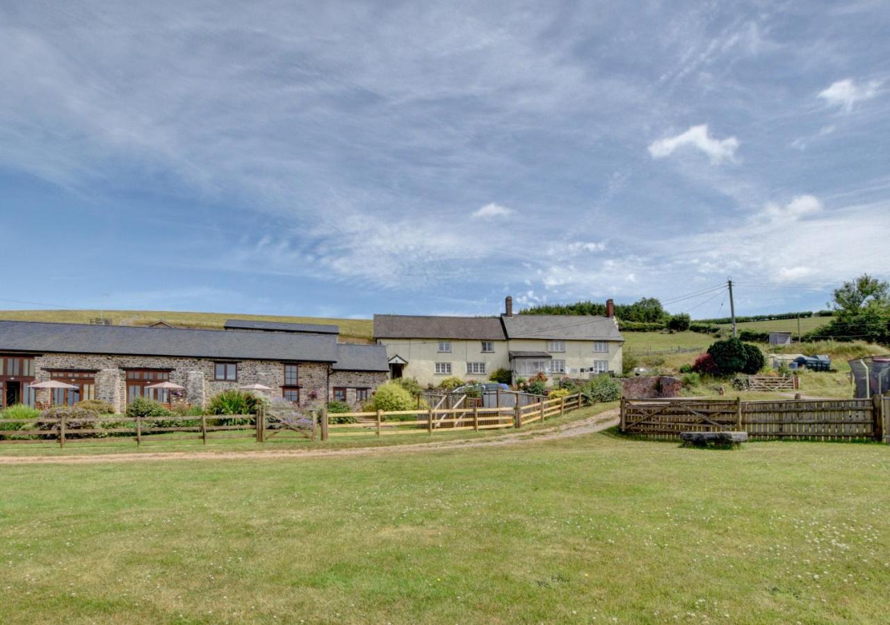 3 Bed in Tiverton oc-thresh