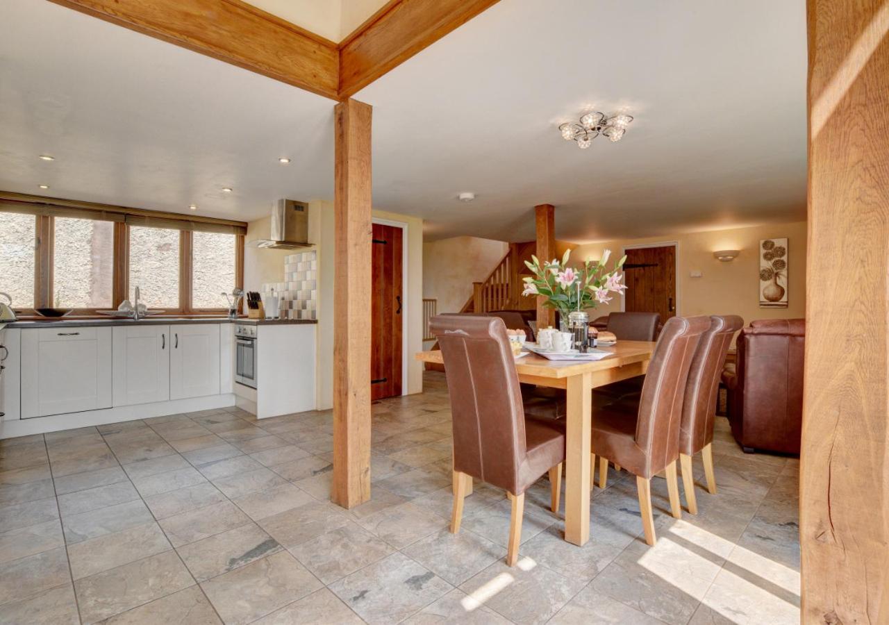 3 Bed in Tiverton oc-thresh