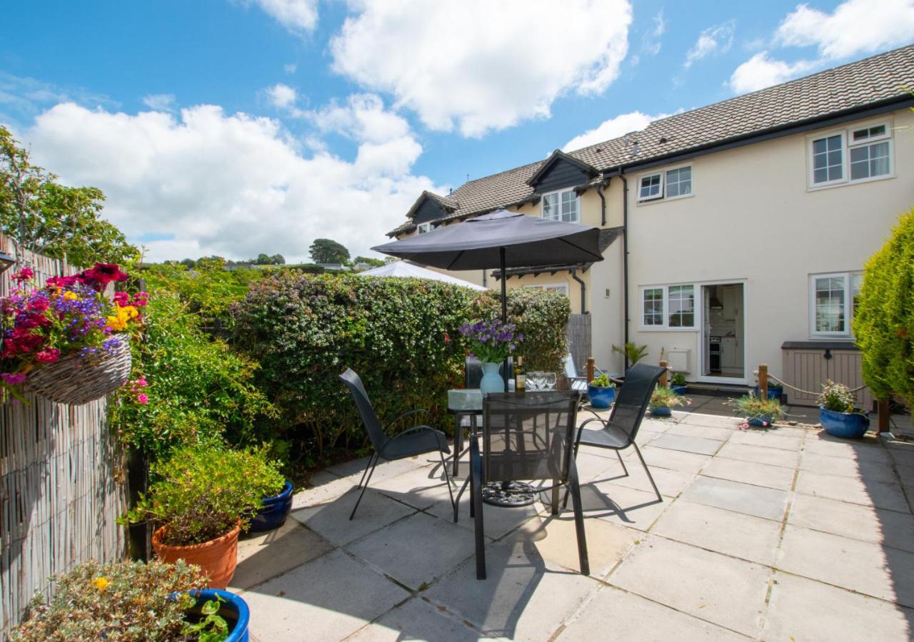 2 Bed in Instow oc-stones