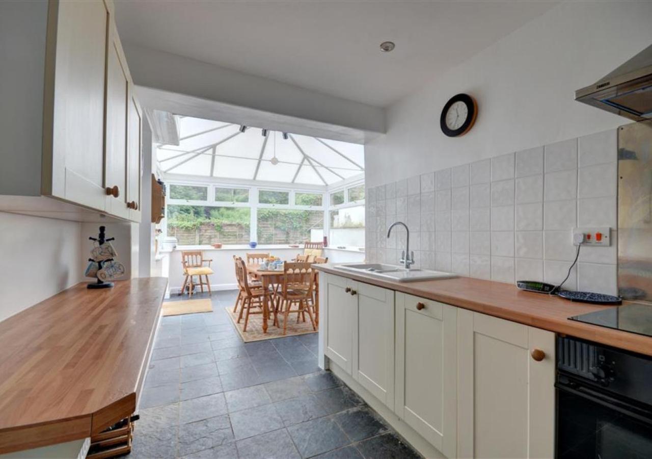 3 Bed in Combe Martin oc-trekno