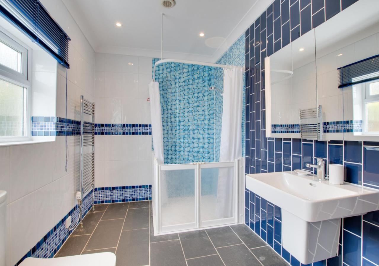 4 Bed in Appledore oc-tidal
