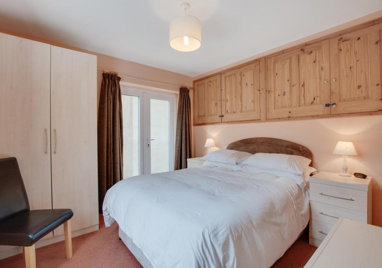 4 Bed in Appledore oc-tidal