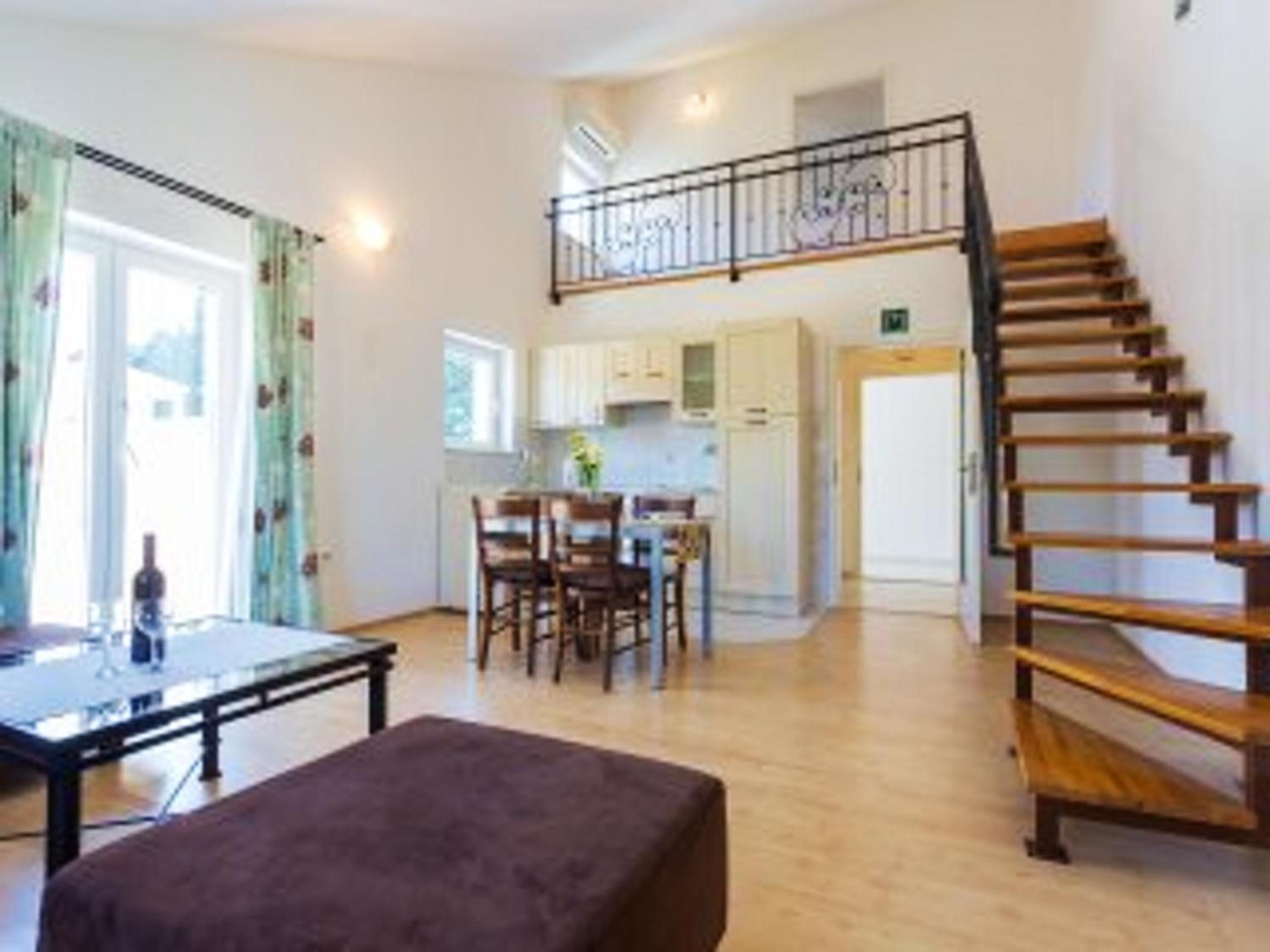 Modern apartment in Dubrovnik, 54 m² with sea and garden view