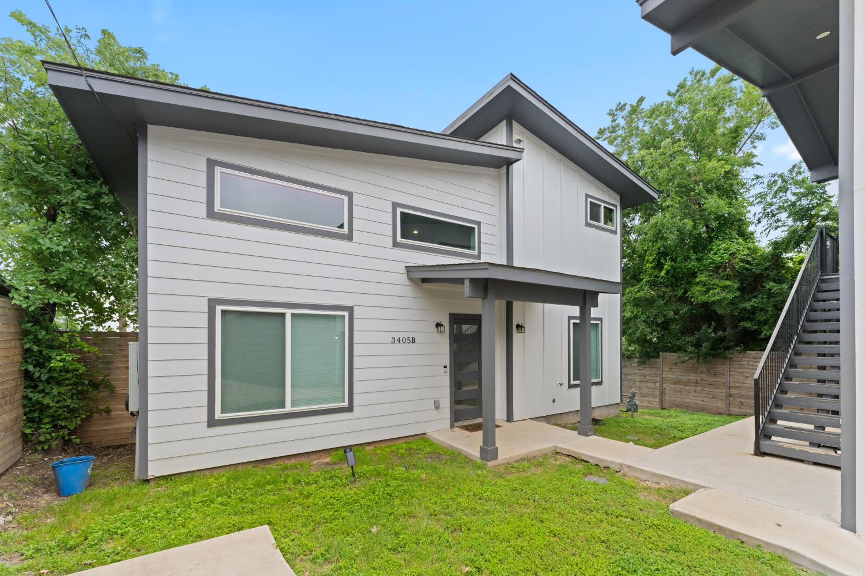 East Austin Home with In-Law Suite plus Office and Fast Wifi view 4