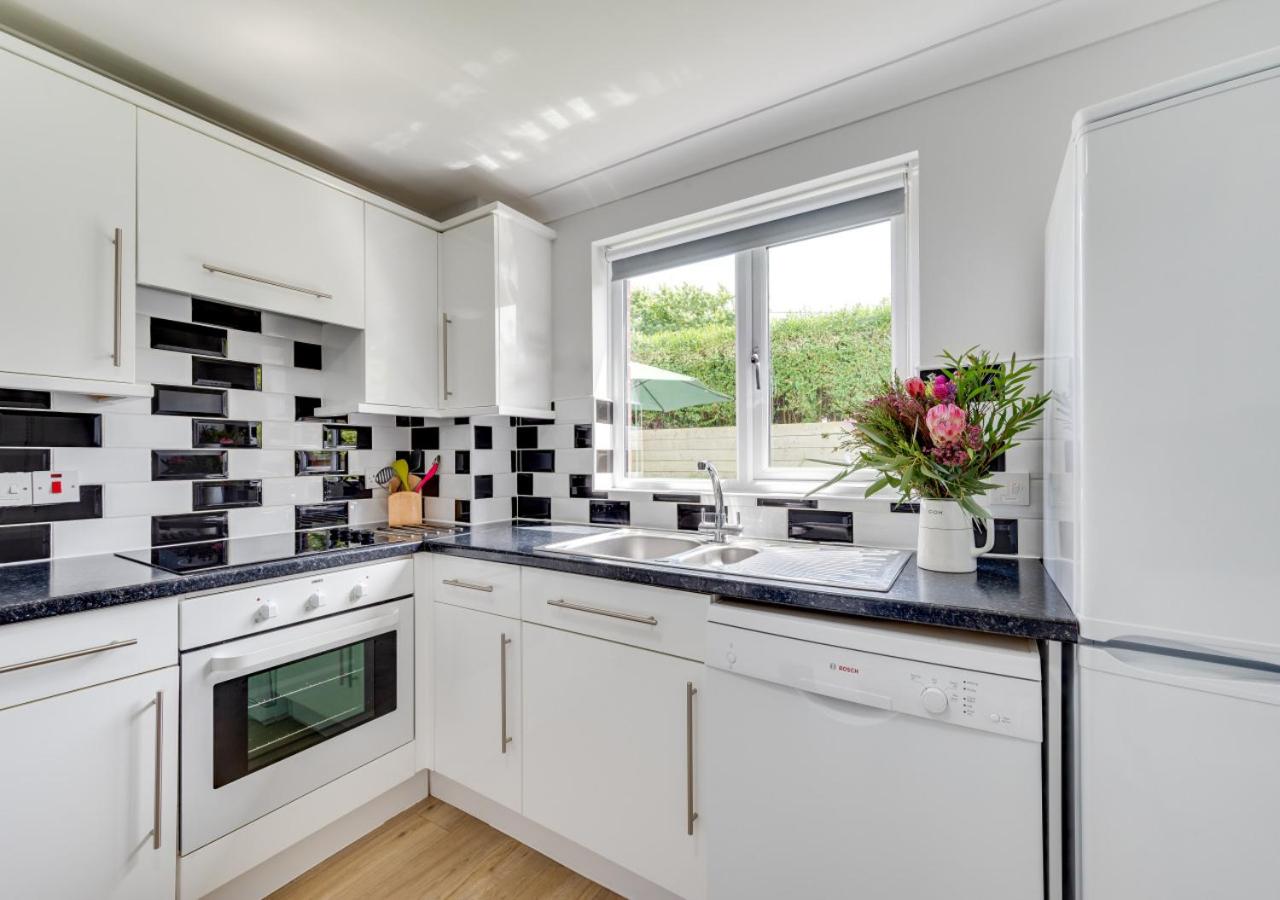 4 Bed in Croyde oc-withy