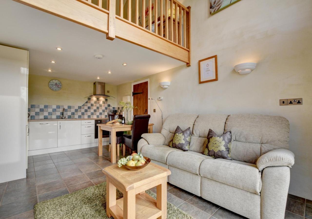 1 Bed in Tiverton oc-work