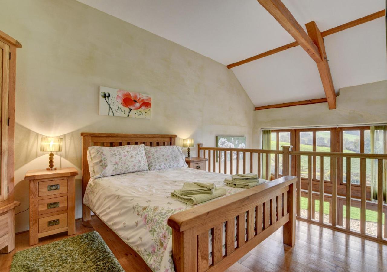 1 Bed in Tiverton oc-work