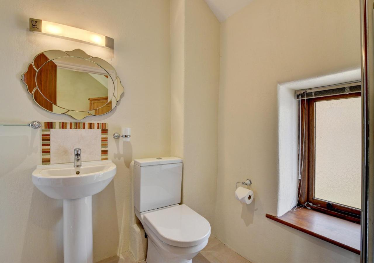 1 Bed in Tiverton oc-work