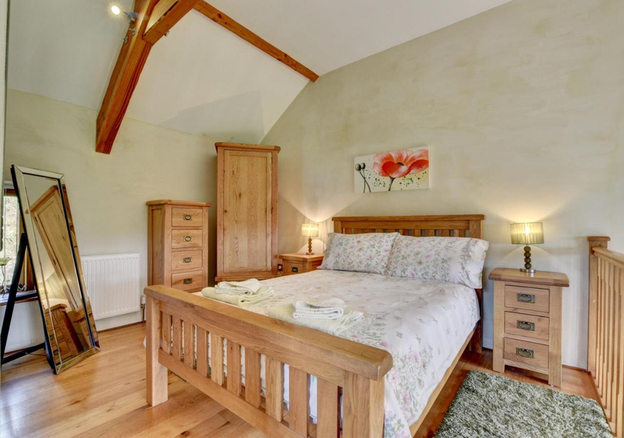 1 Bed in Tiverton oc-work