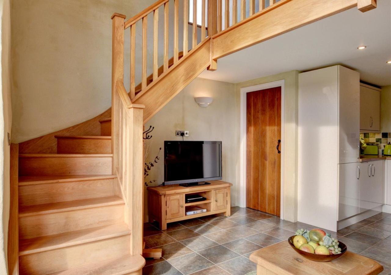 1 Bed in Tiverton oc-work