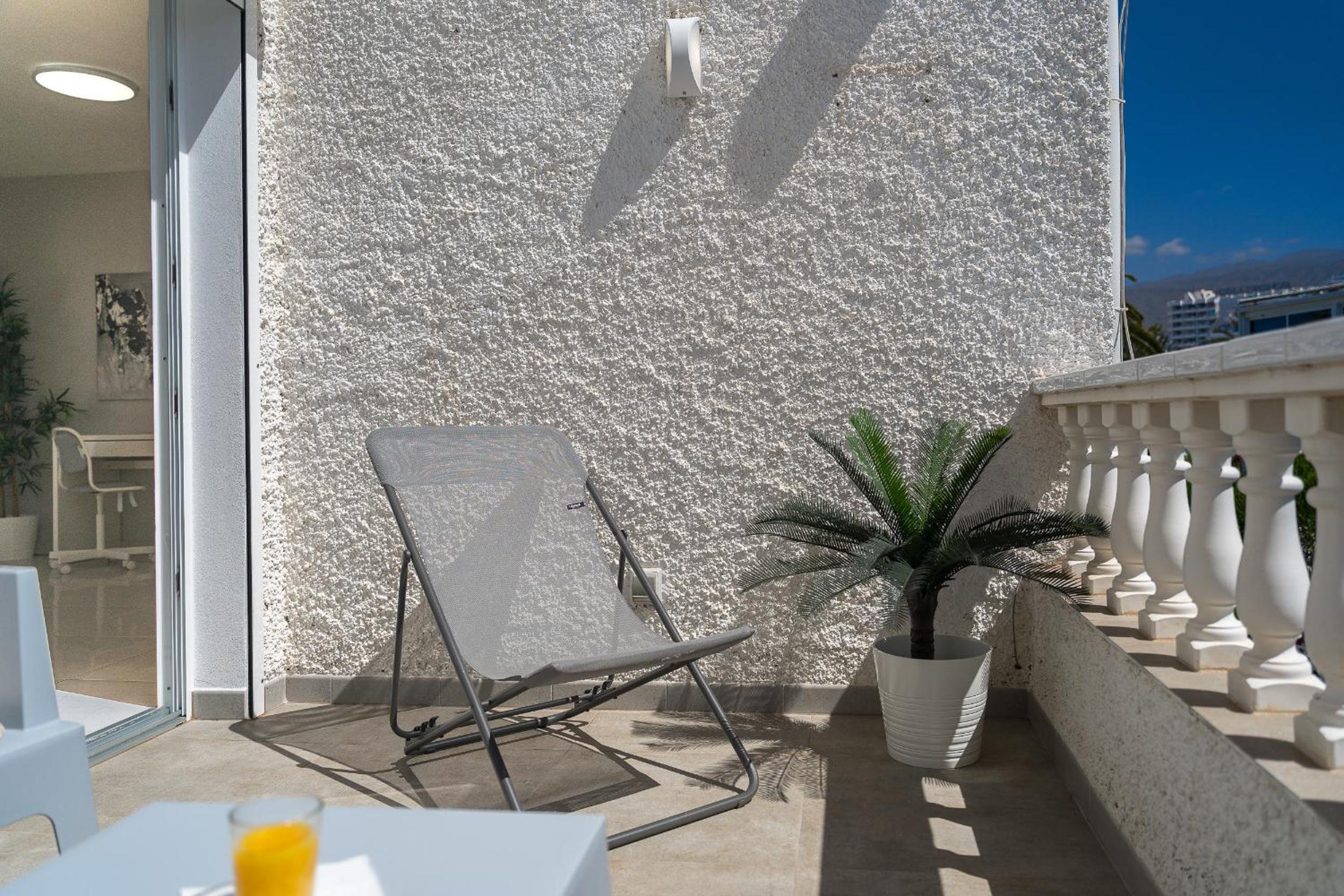 Sea View Penthouse Sunshine Urbania