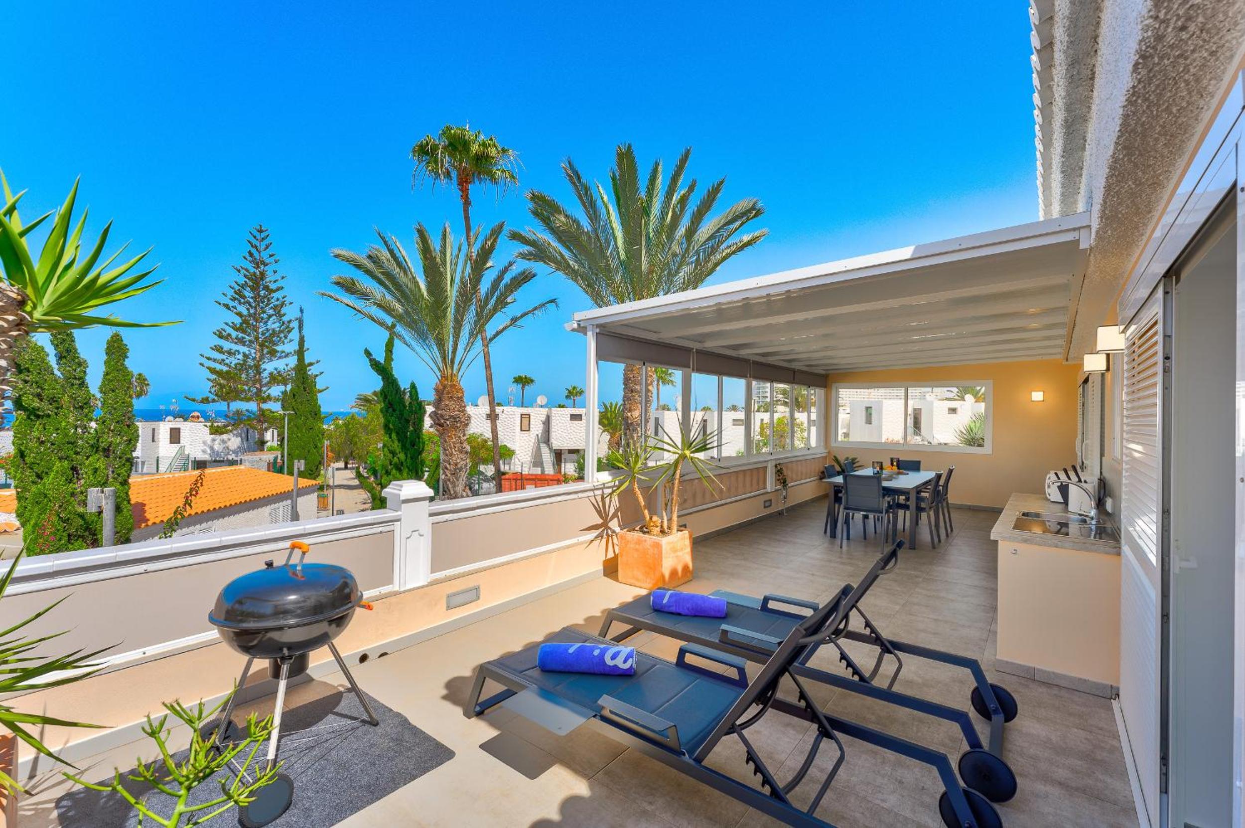 Sea View Penthouse Sunshine Urbania