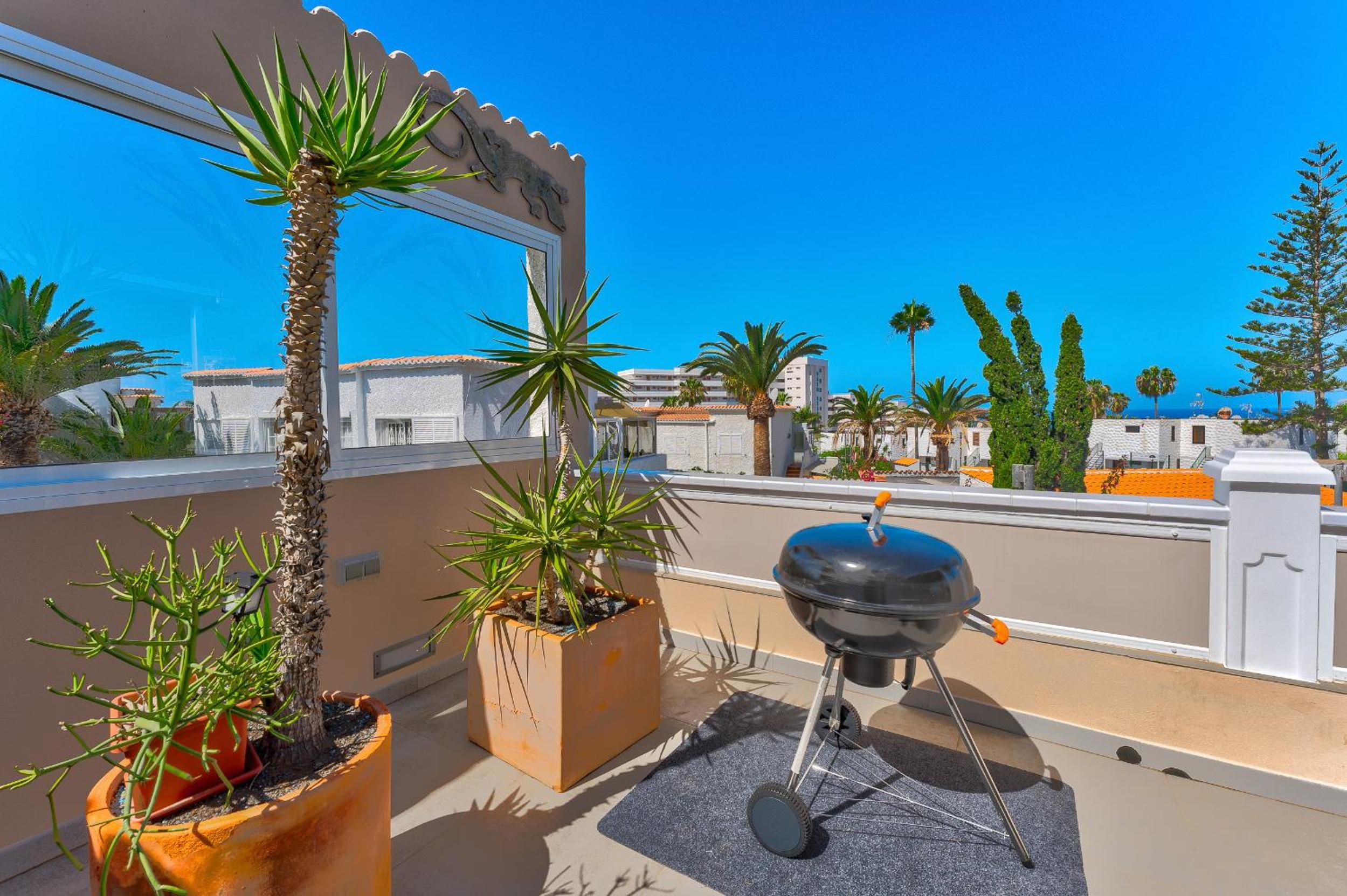 Sea View Penthouse Sunshine Urbania
