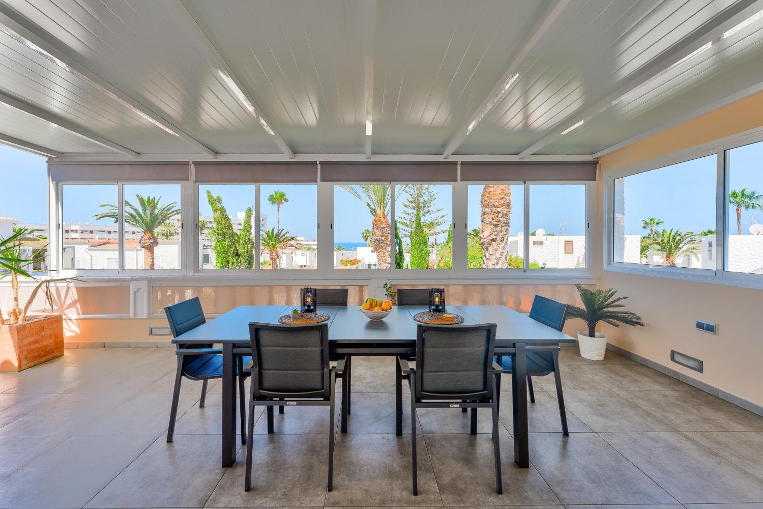 Sea View Penthouse Sunshine Urbania