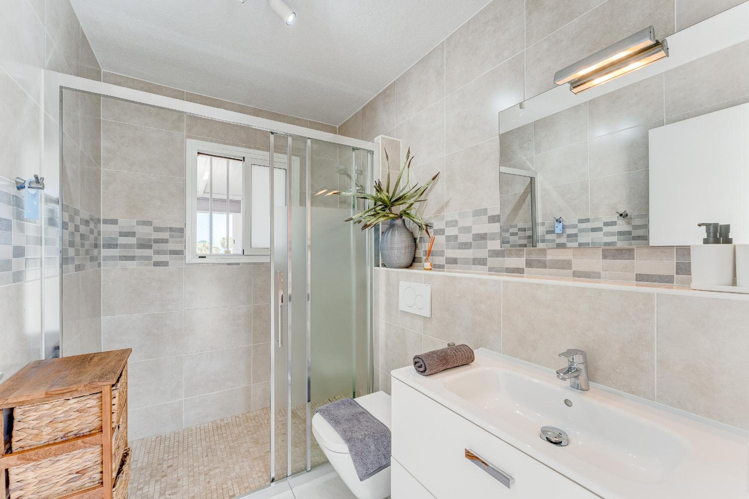 Sea View Penthouse Sunshine Urbania