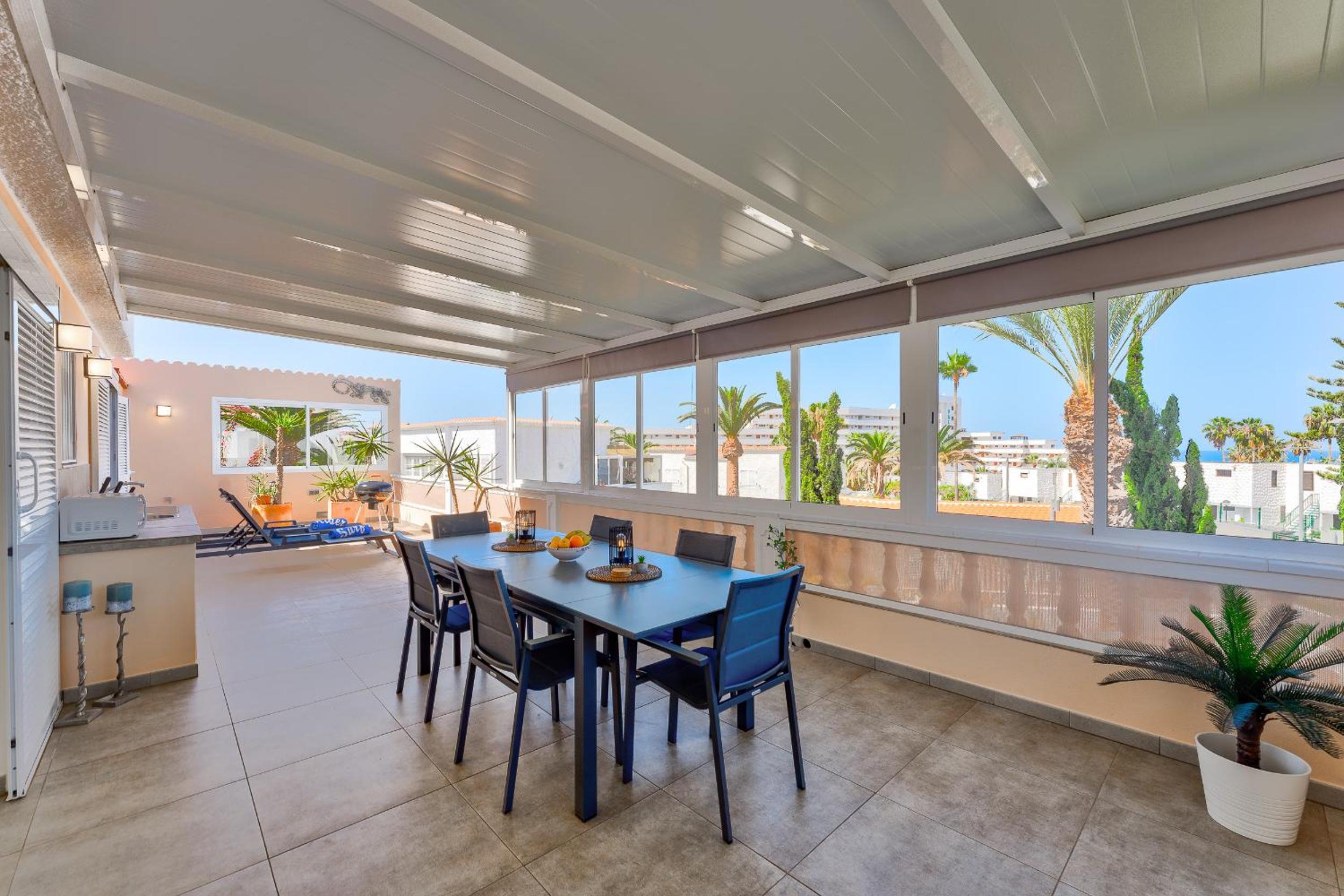 Sea View Penthouse Sunshine Urbania