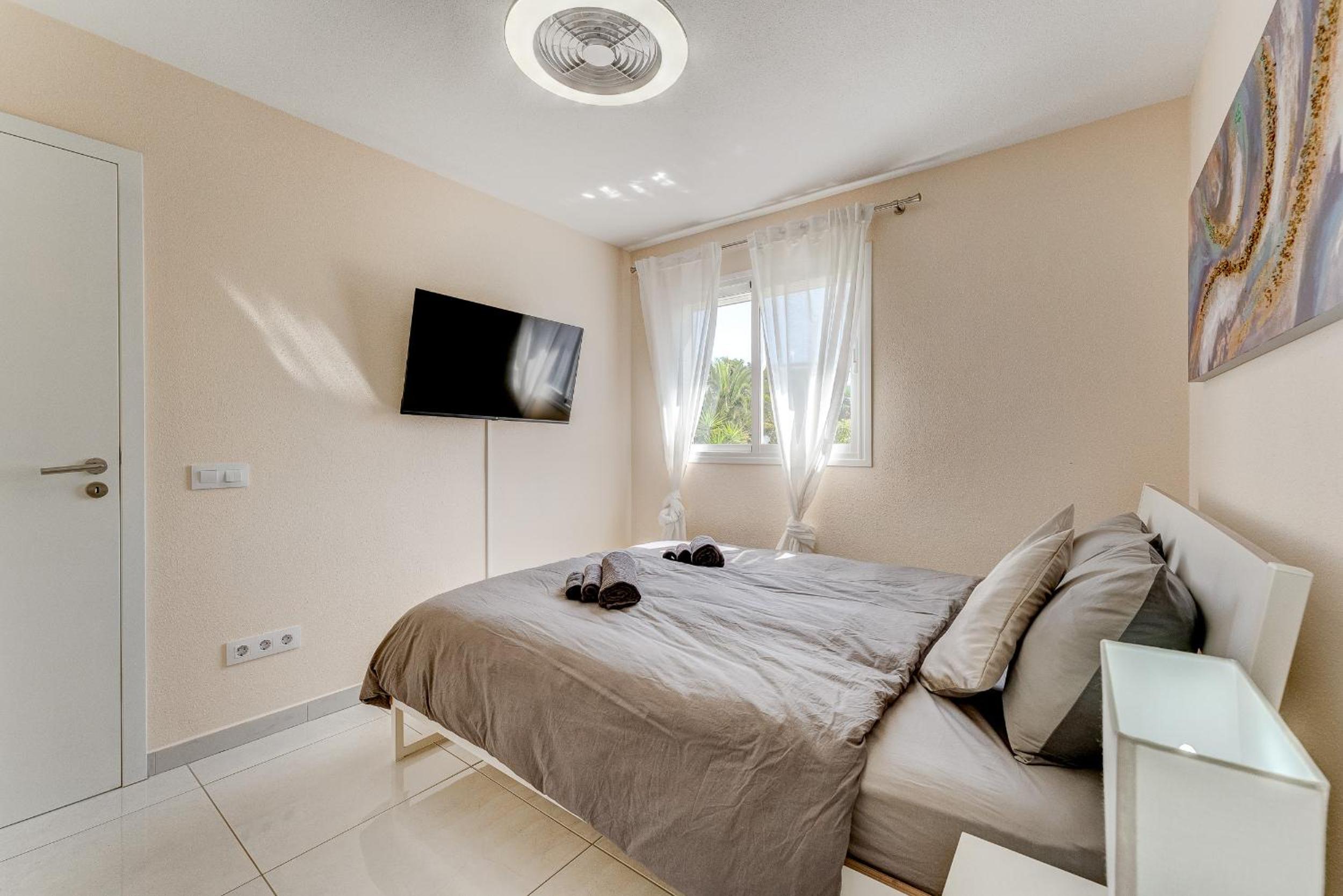 Sea View Penthouse Sunshine Urbania