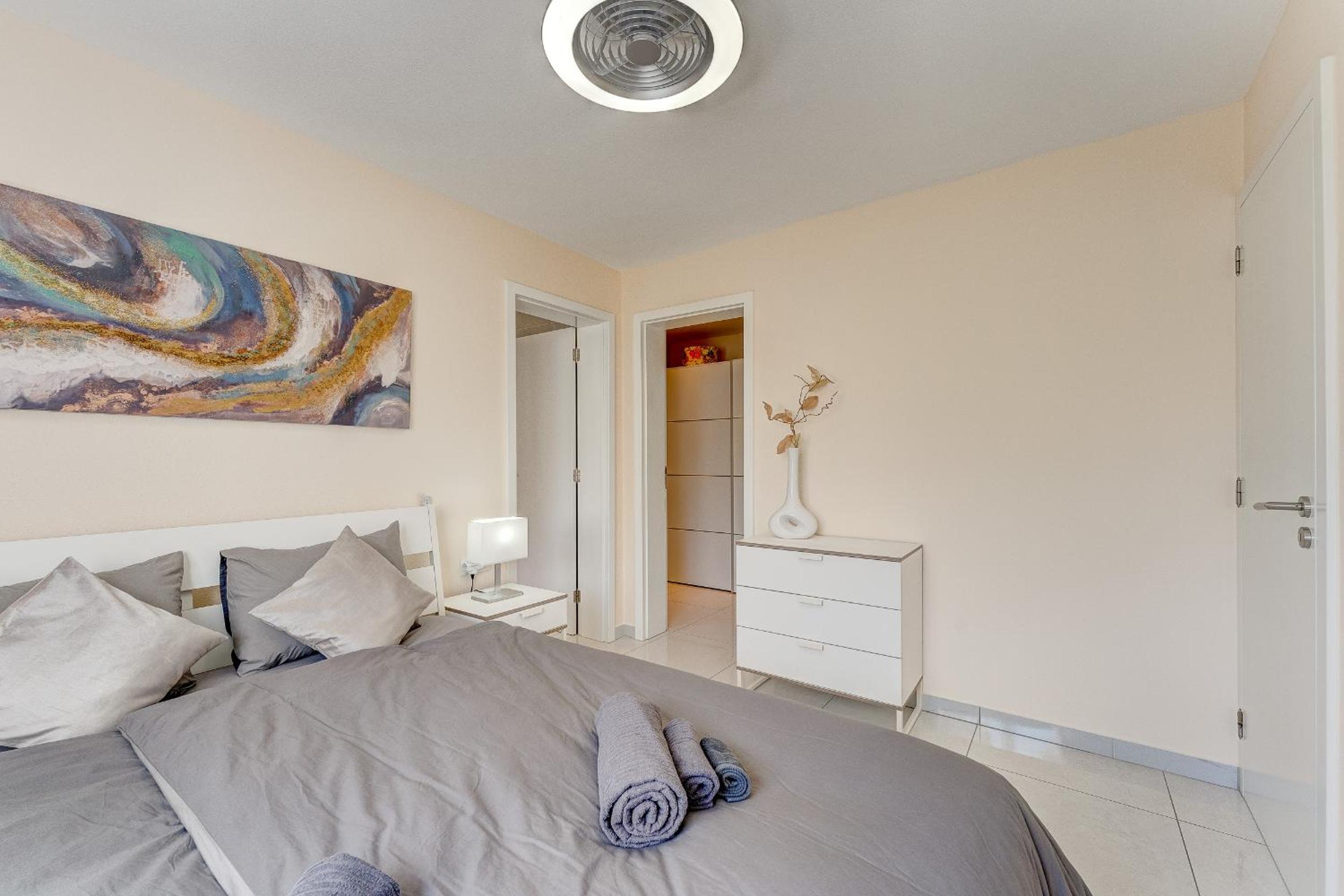 Sea View Penthouse Sunshine Urbania