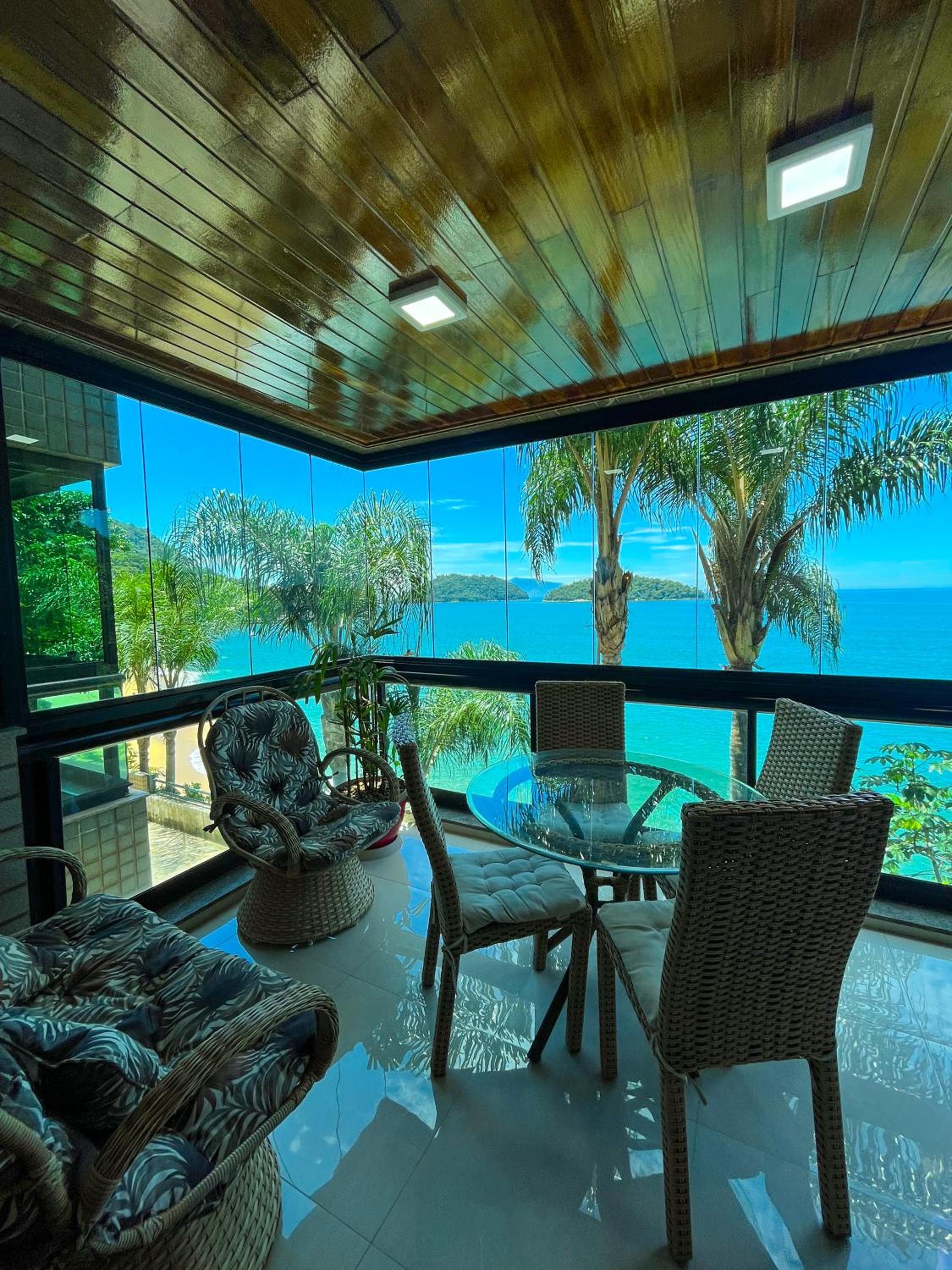 Dreams’ Refuge! Private Beach and 5-Star Leisure at Porto Real
