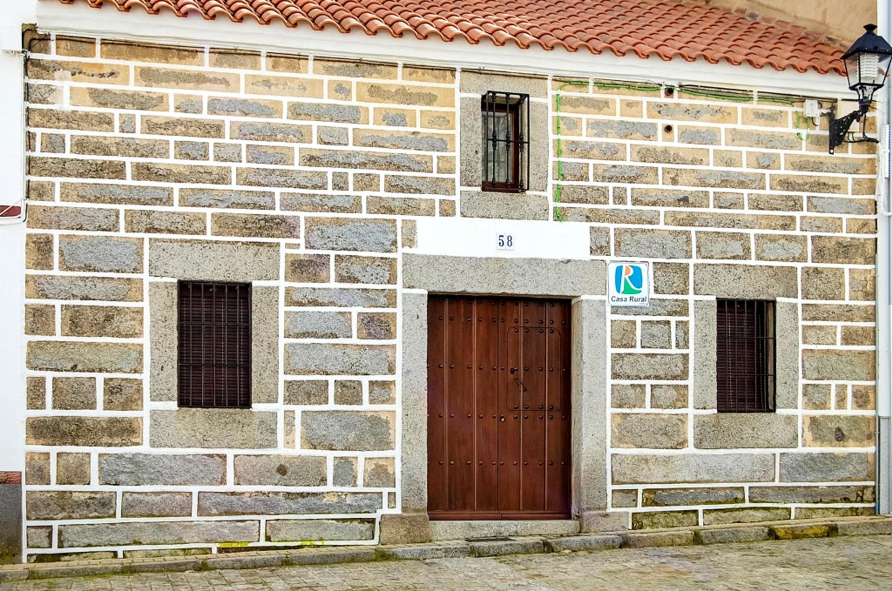 Charming House in Añora with Garden