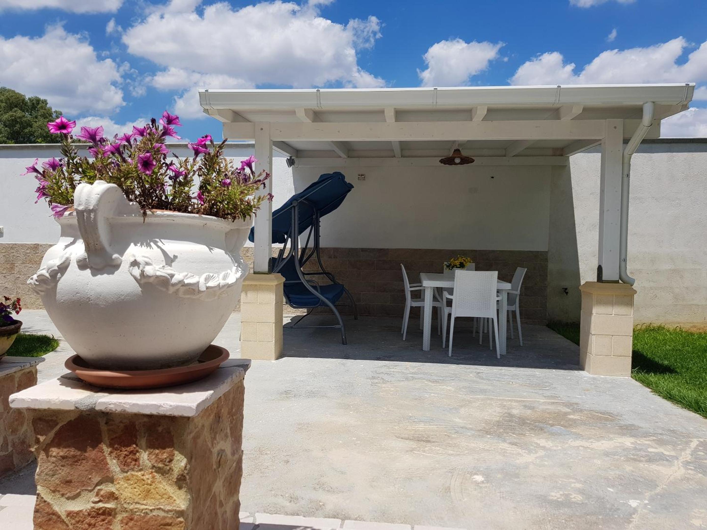 Comfortable apartment in Parabita with private garden 35 m² view 3