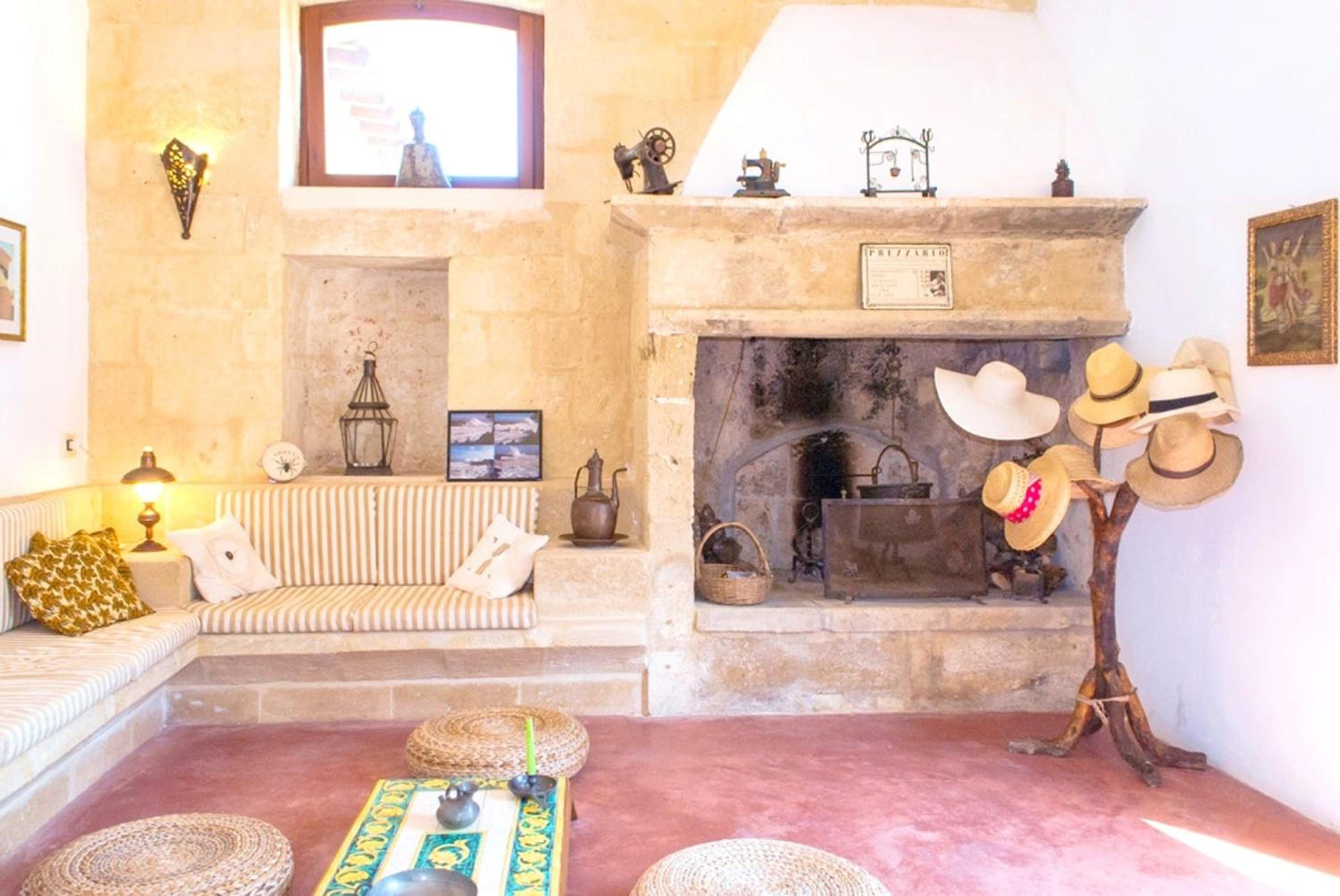 Bright Apartment in Minervino di Lecce with Shared Pool view 3