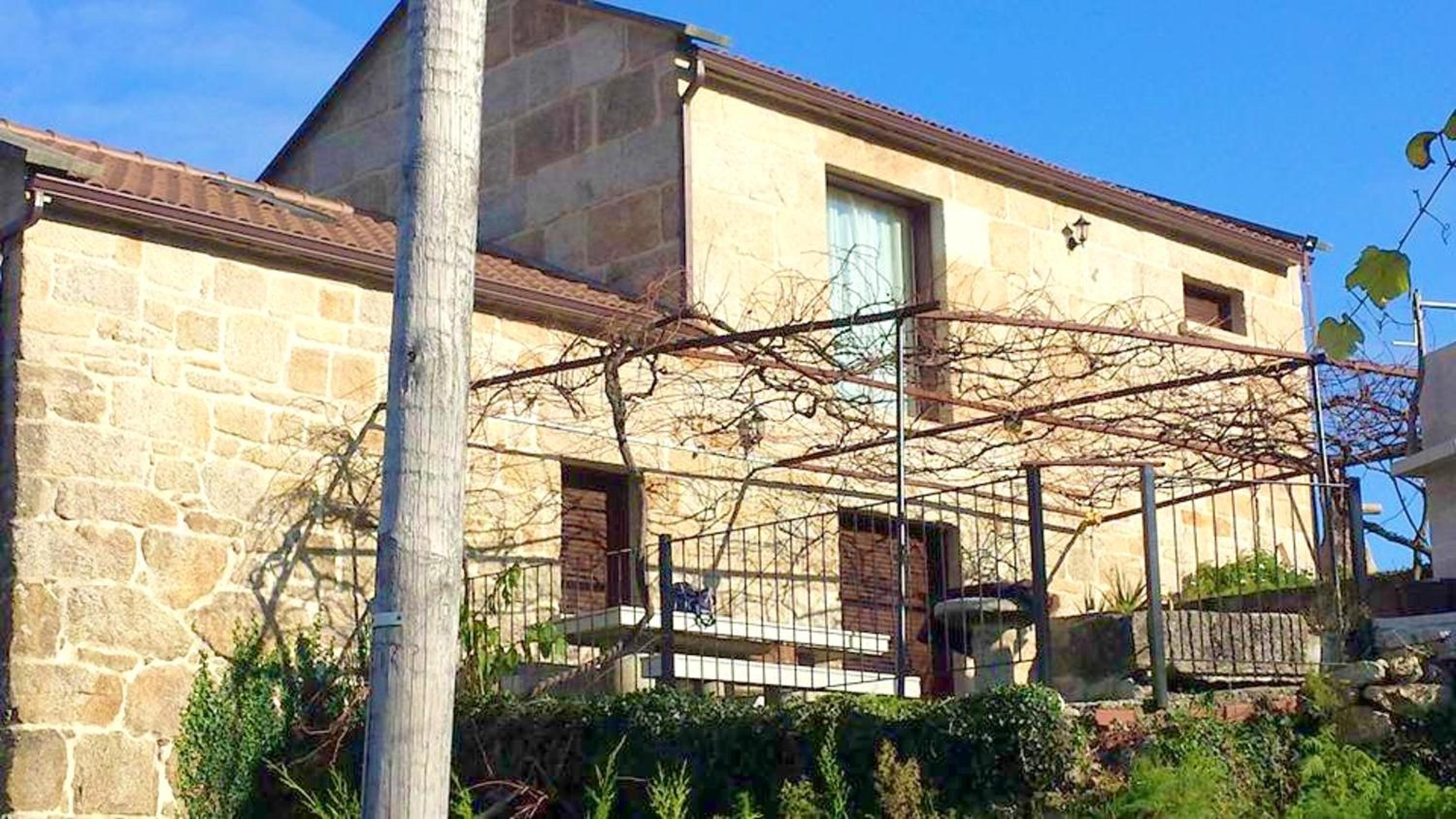 Elegant House in Pontevedra + Private Pool view 2
