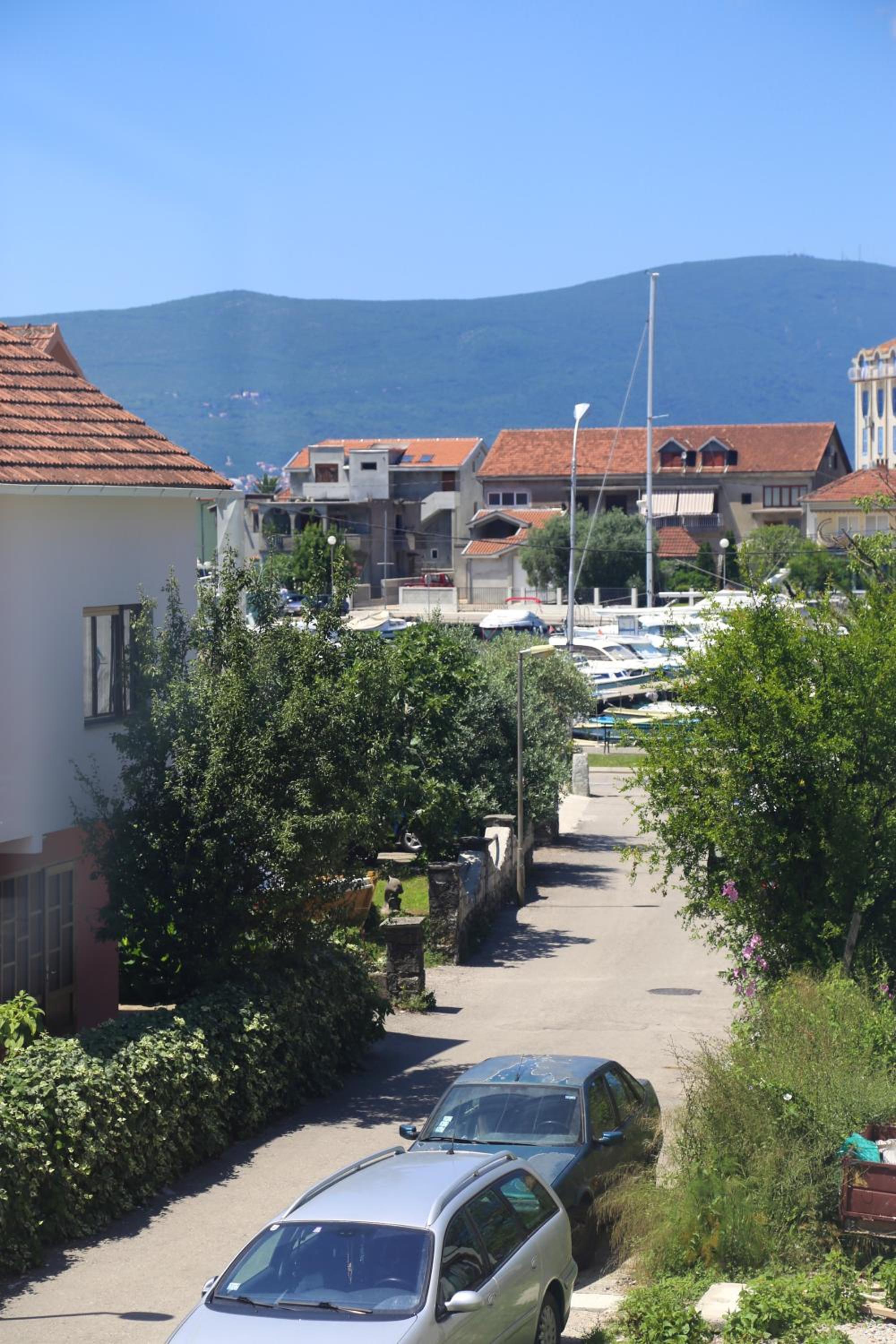 Cozy Apartment in Tivat, 32 m² + Parking view 4