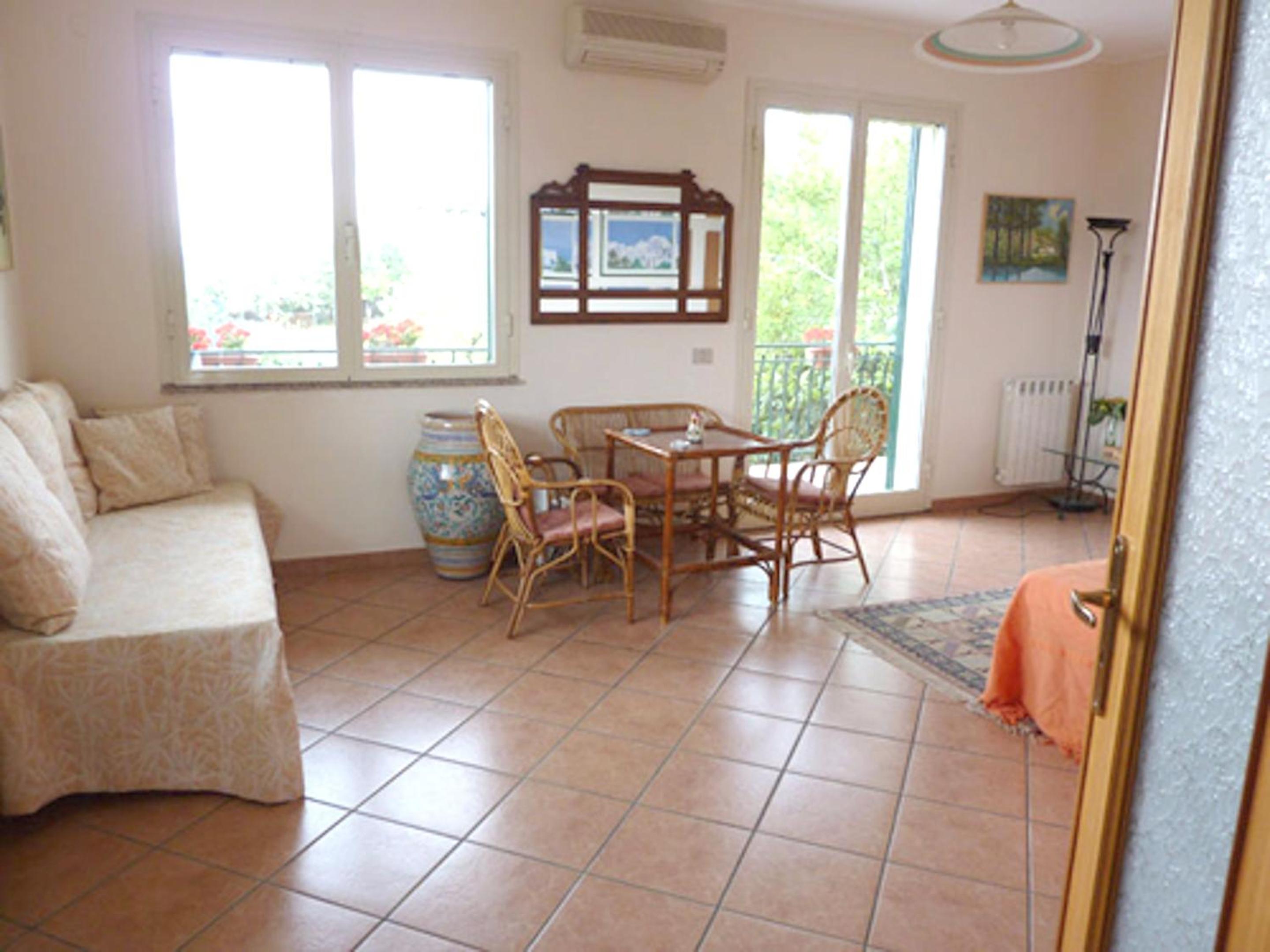 Spacious apartment in Taormina 100 m² with sea view balcony view 2