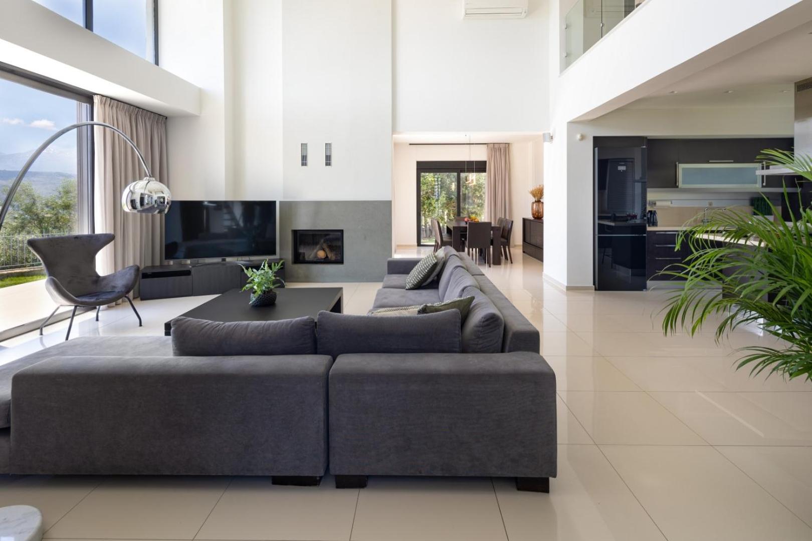 SeaSilia Luxury Villa