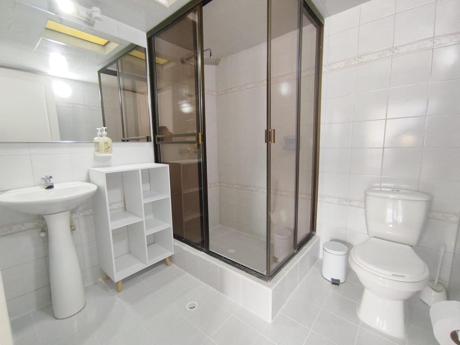 HABITACION 7 Acogedora baño y balcón privado