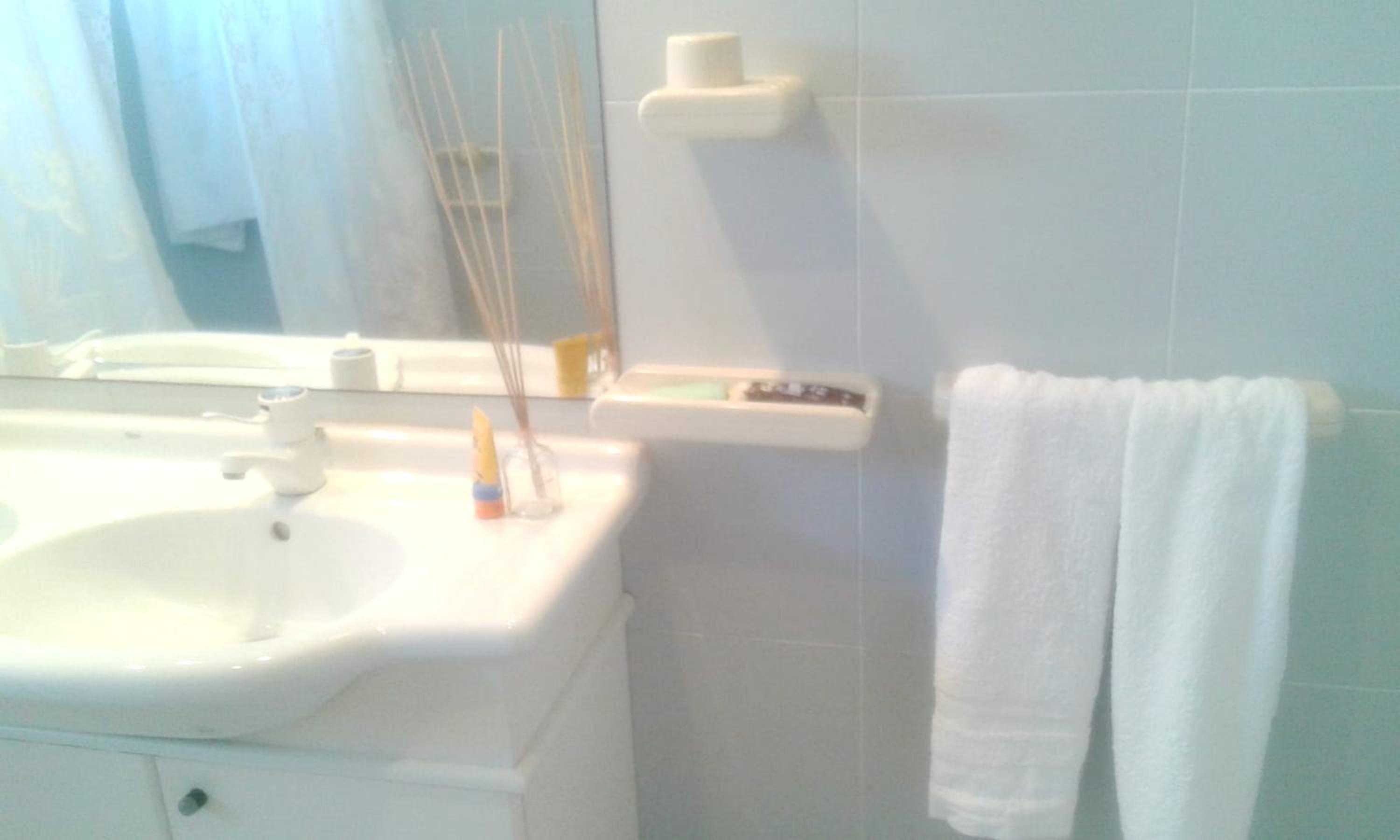 Spacious Apartment in Aguilas with Sea View and Pool