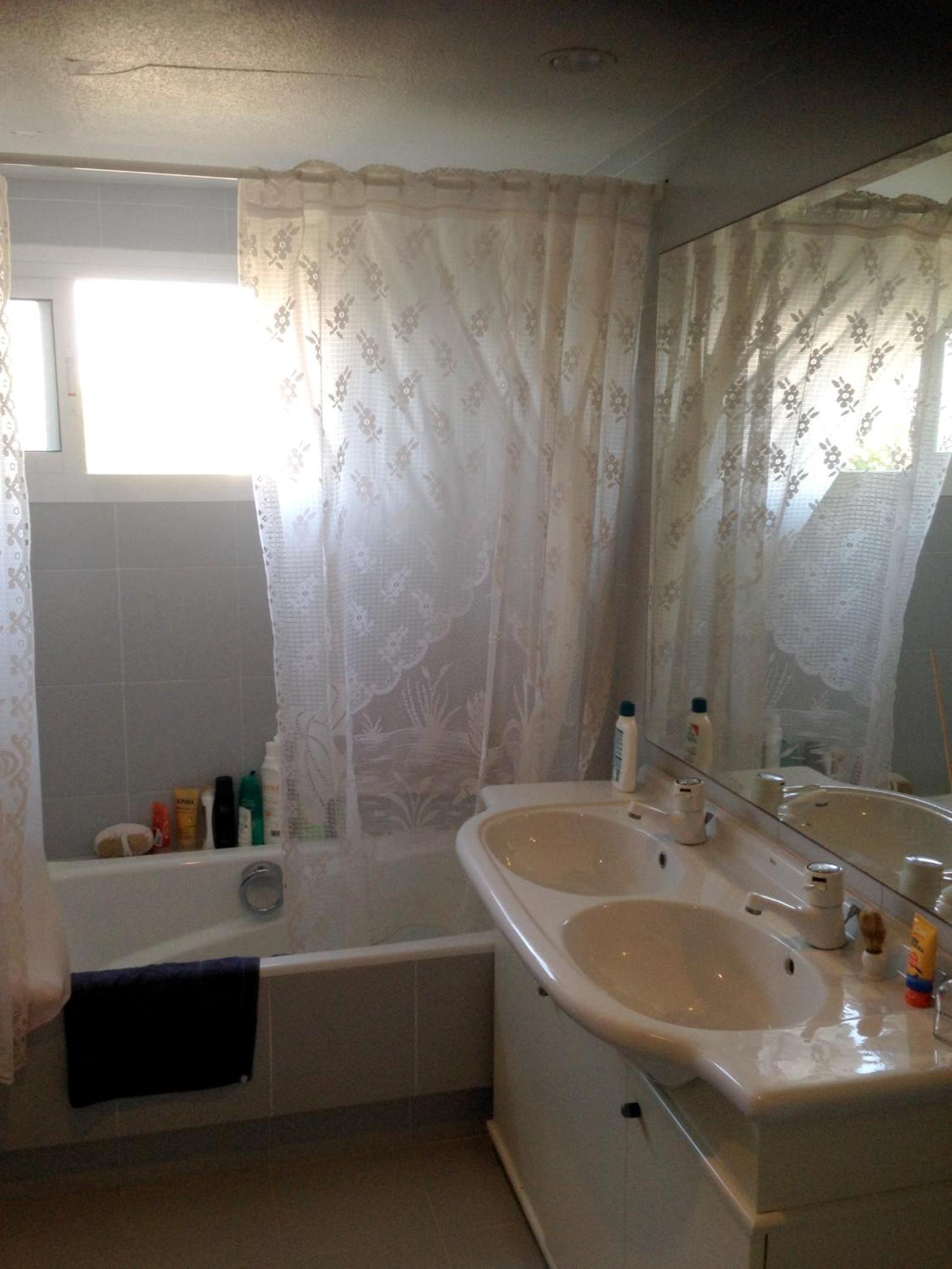 Spacious Apartment in Aguilas with Sea View and Pool