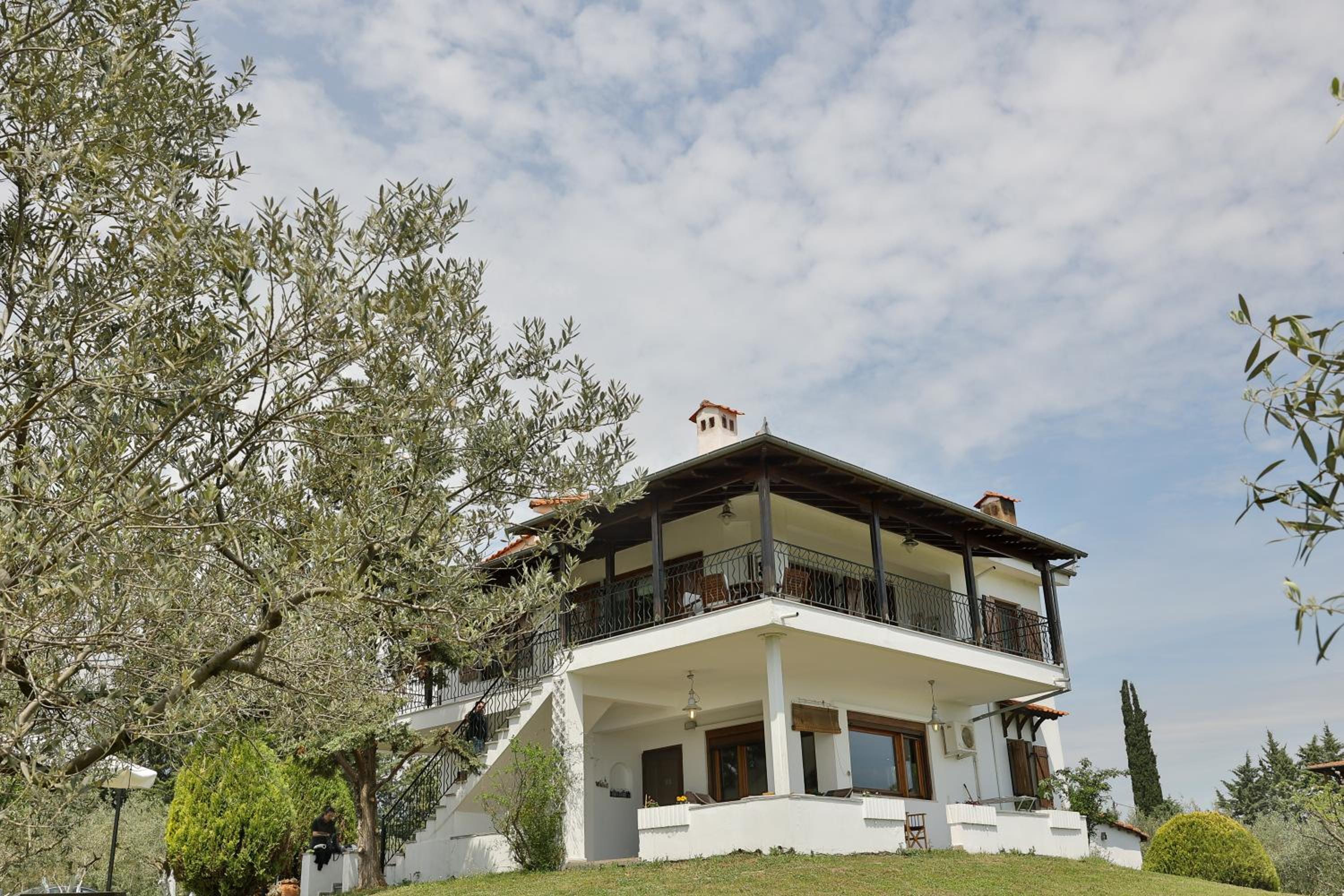 OlympPlace Olive House-Ground floor